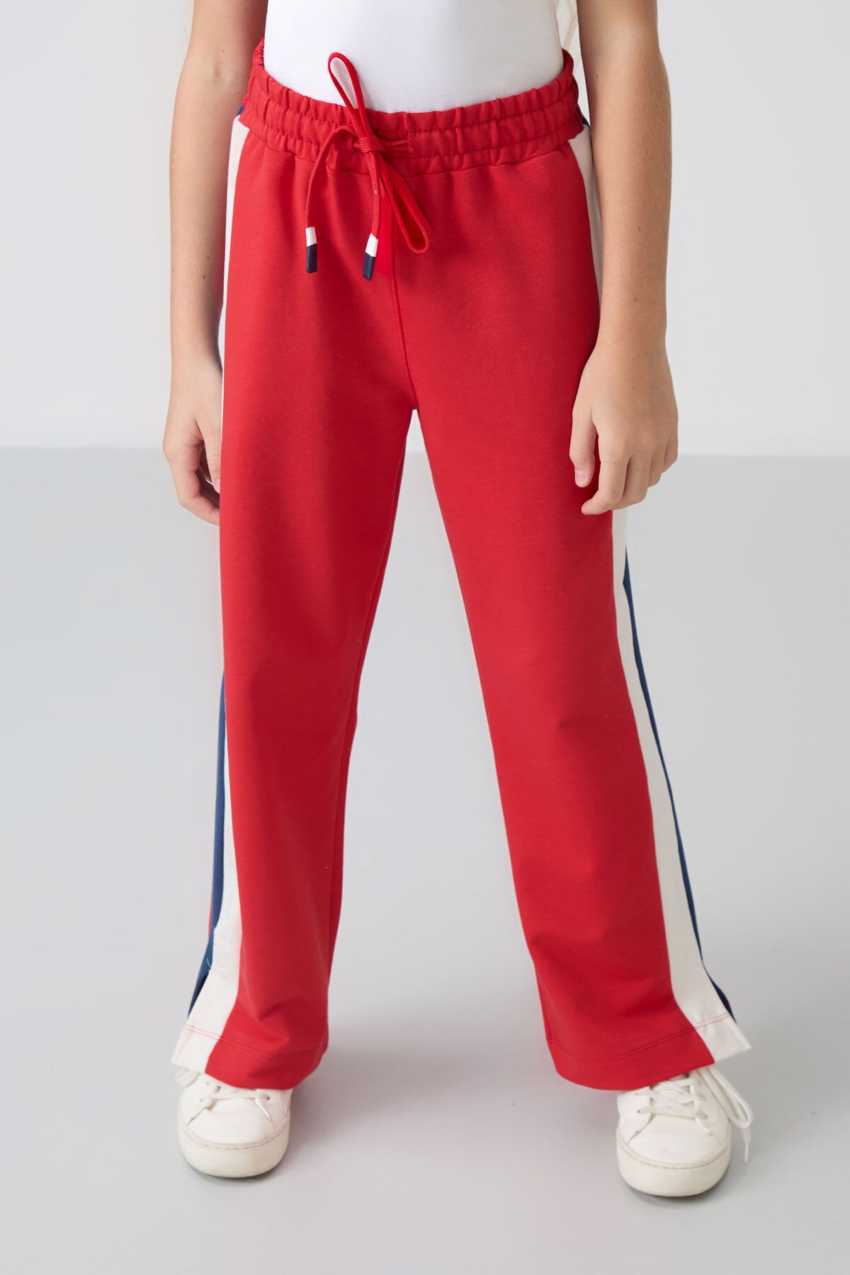 Açık Kırmızı Yırtmaç Detaylı Cepli Geniş Paça Kız Çocuk Eşofman Alt - 75141