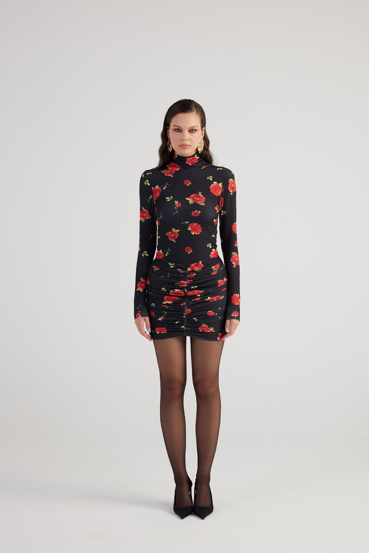 Balıkçı Yaka Gül Desenli Mini Felicia Elbise Siyah Siyah L