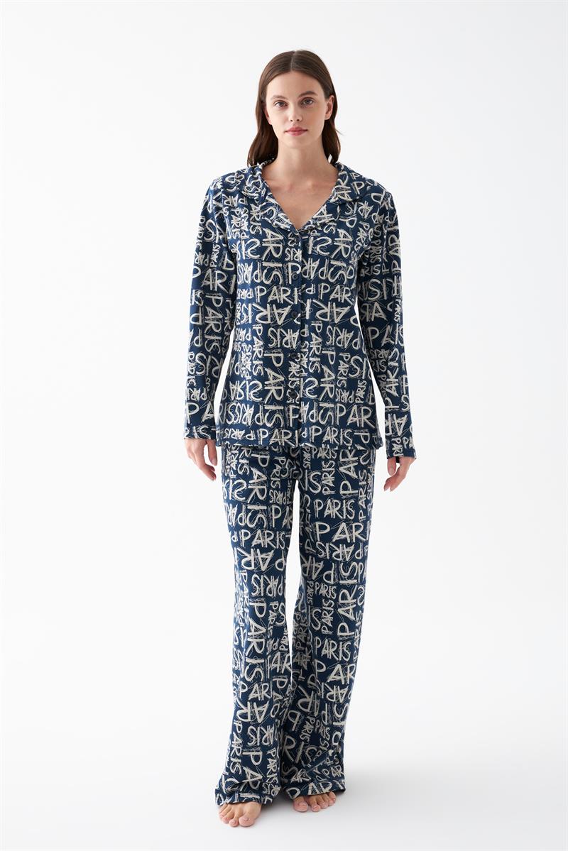 Akbeniz Kadın Lacivert “Paris” Yazı Desenli Düğmeli Pamuklu Pijama Takımı