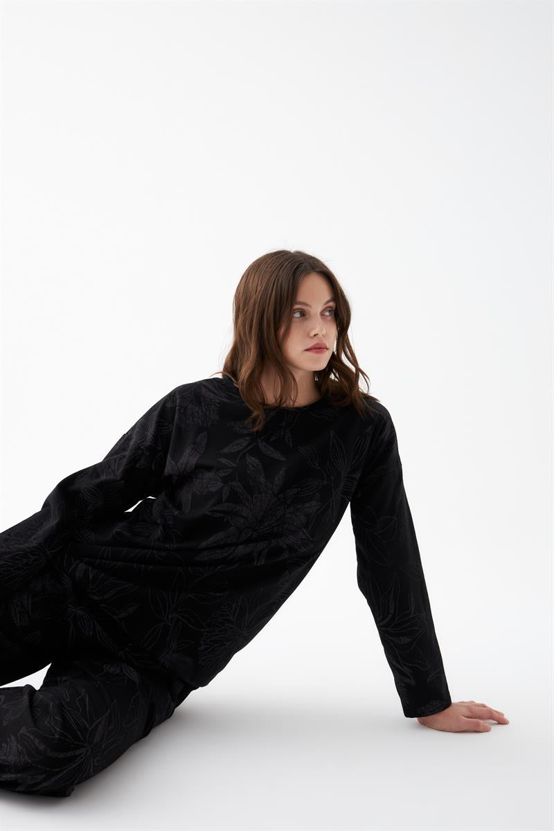 Akbeniz Kadın Oversize Siyah Çiçek Desenli Pamuklu Kalın Pijama Takımı