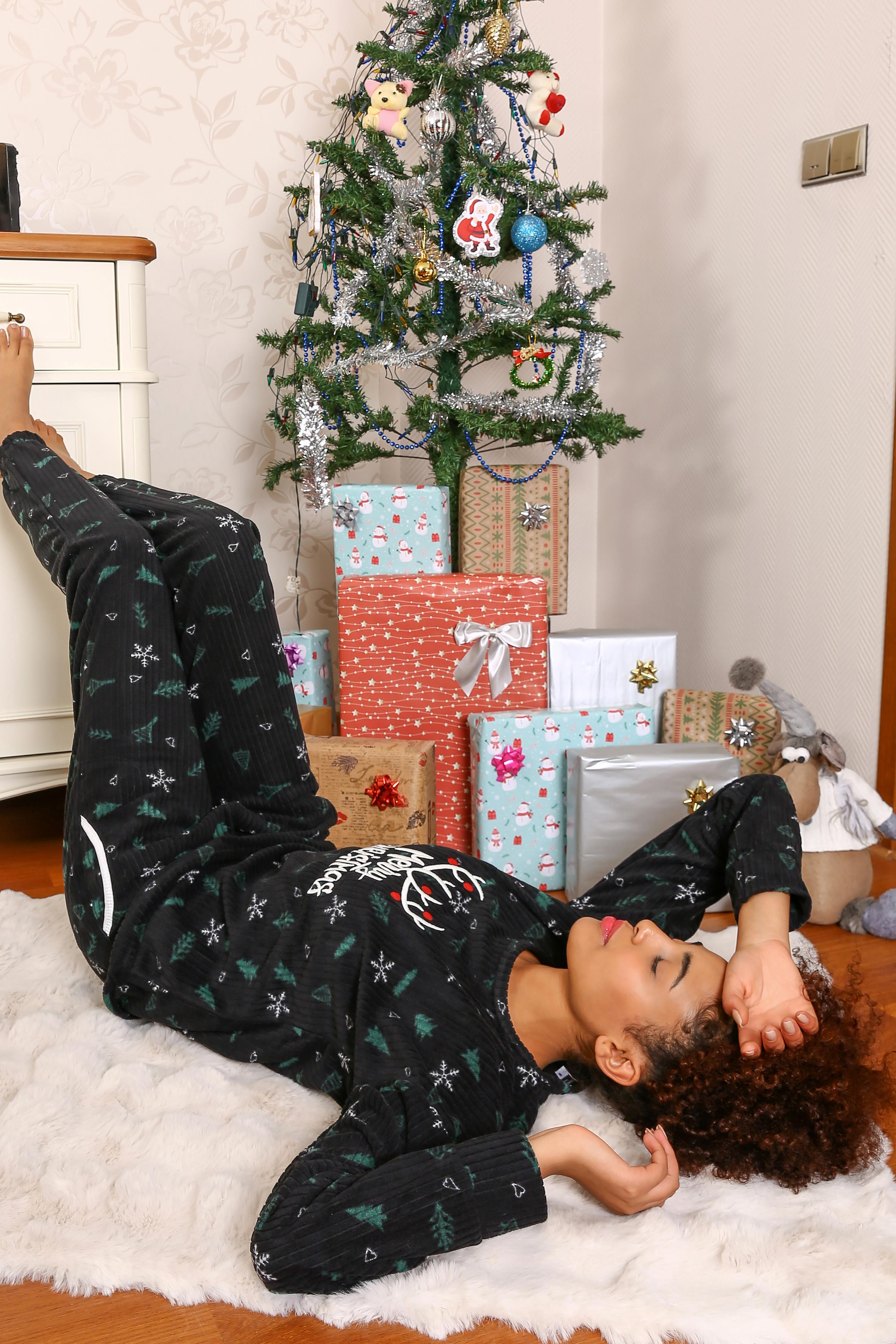 Akbeniz Merry Christmas Welsoft Polar Kadın Pijama Takımı 8514