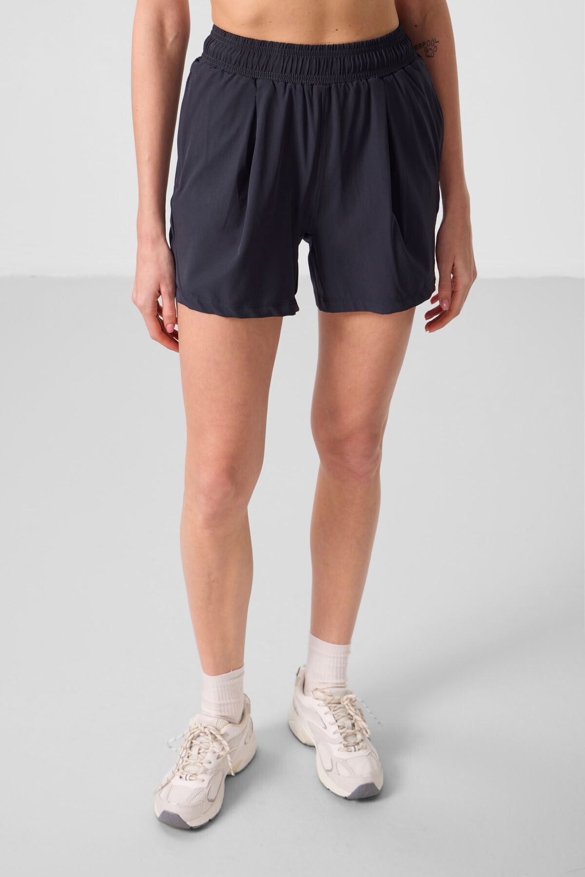 Antrasit Gizli Cep Fermuarlı Rahat Form Kadın Şort - 91014