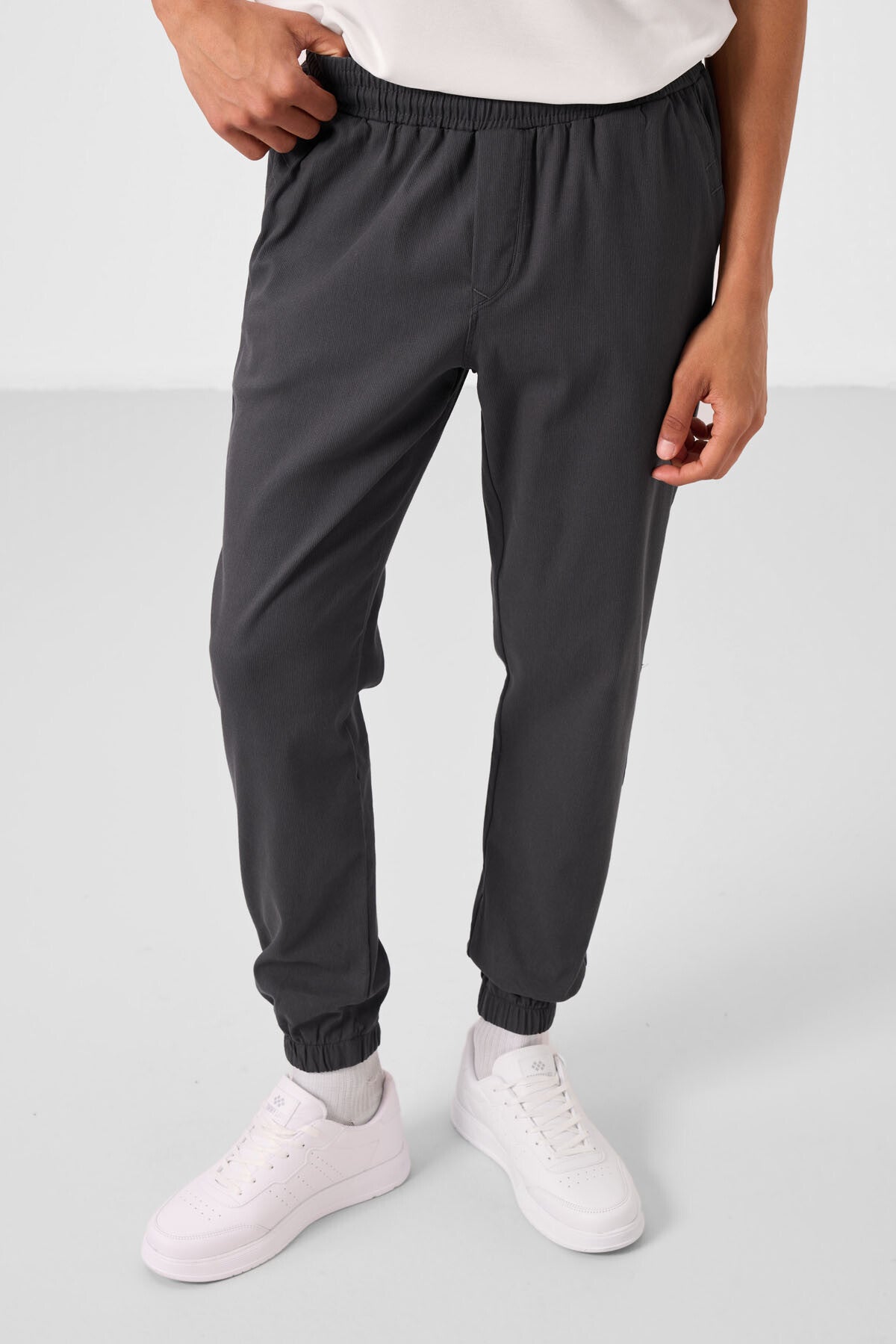 Antrasit Standart Fit Dokuma Hafif Esnek Chino Erkek Pantolon - 82176