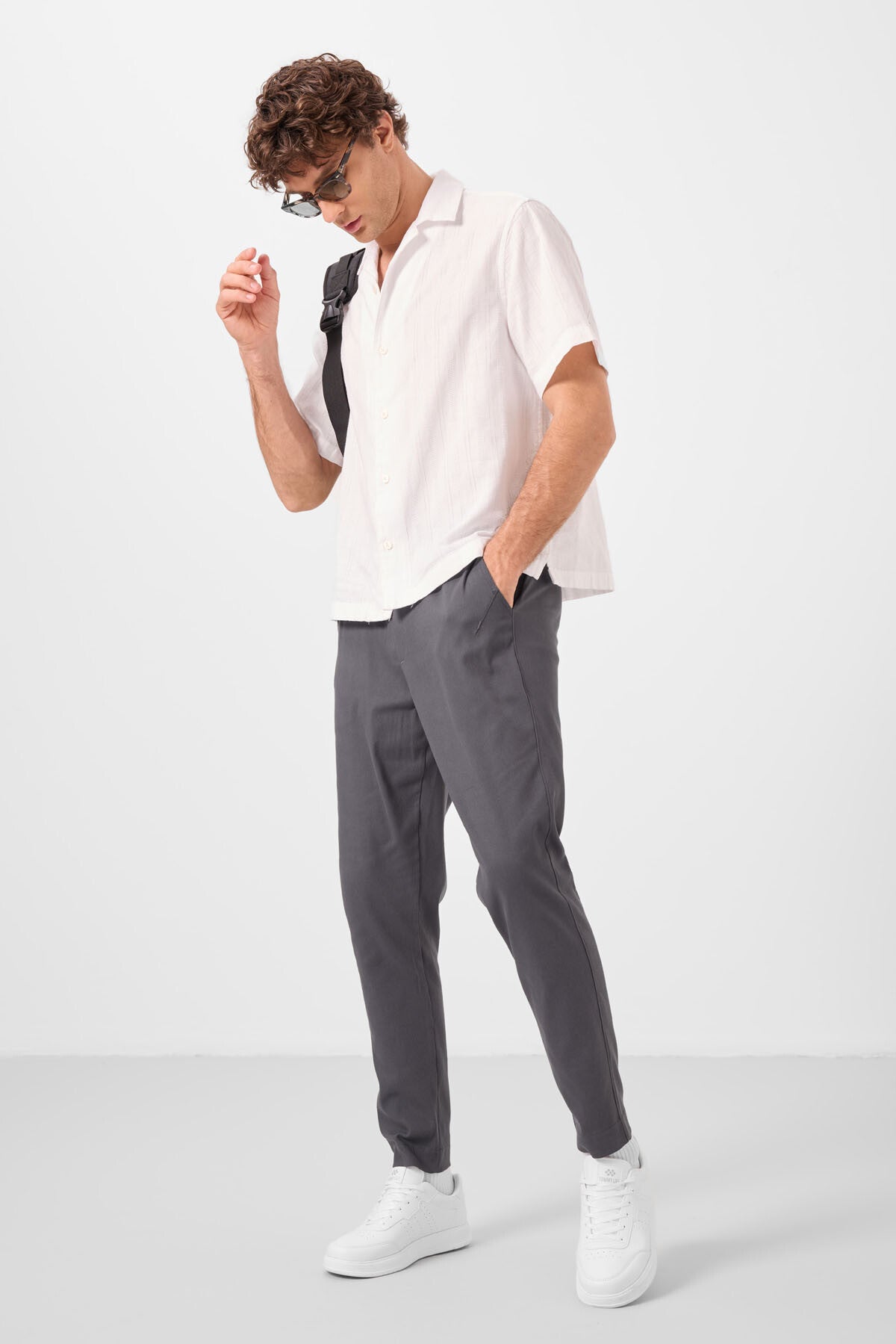 Antrasit Standart Fit Dokuma Hafif Esnek Chino Erkek Pantolon - 82177