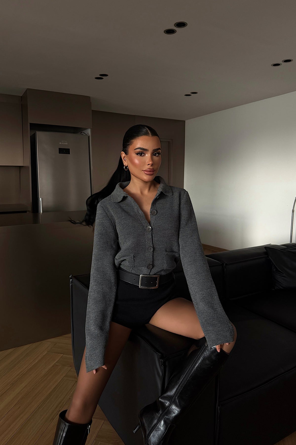 Antrasit Leche Düğmeli Triko Hırka ATE-4493