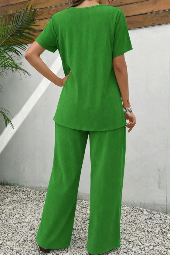 Women's Short Sleeve Crew Neck Asymmetric Cut Detailed Crinkle Blouse and Pants Two-Piece Set