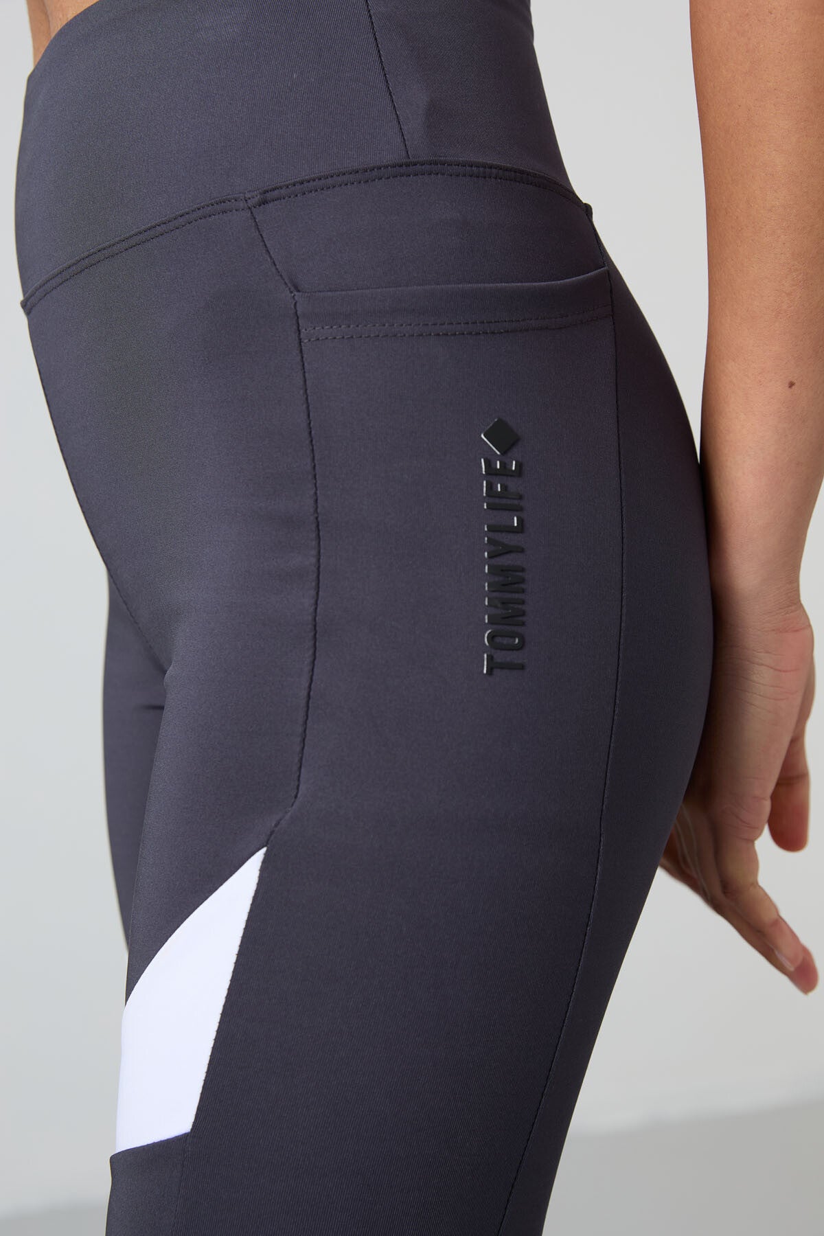 Antrasit Esnek Standart Fit Performans Kadın Biker Tayt - 91012