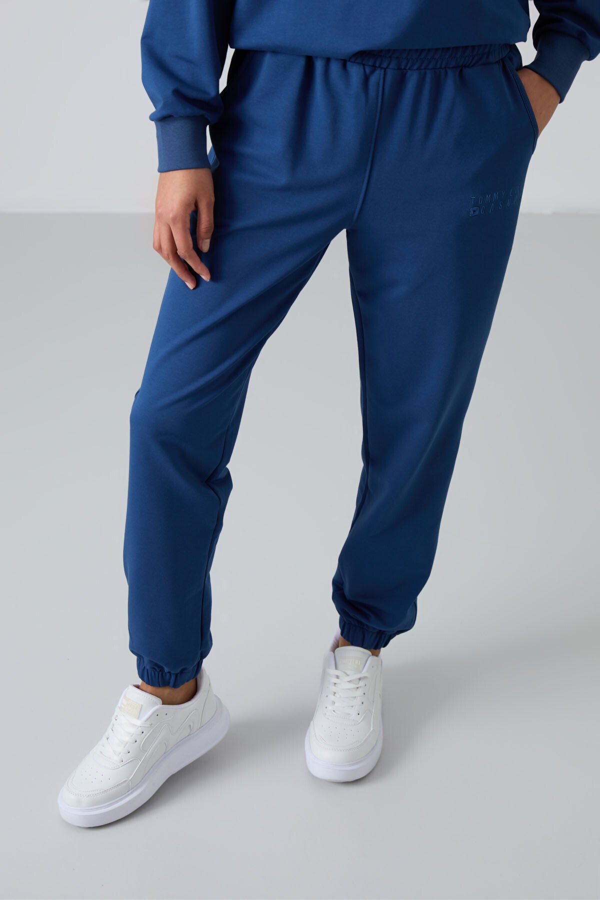 Parlament Basic Pamuklu O Yaka Oversize Lastik Paça Kadın Eşofman Takım - 95287