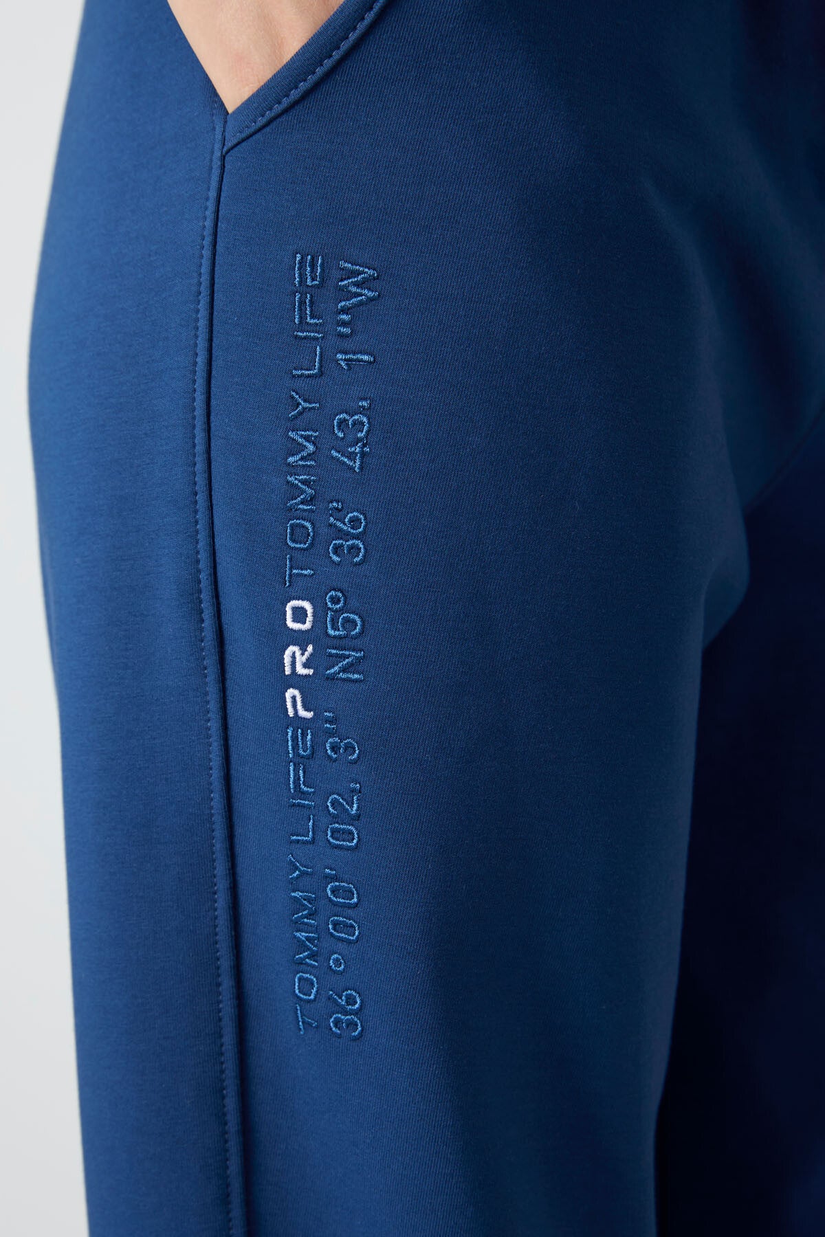 Parlament Kapüşonlu Kanguru Cep Oversize Lastik Paça Kadın Eşofman Takımı - 95288