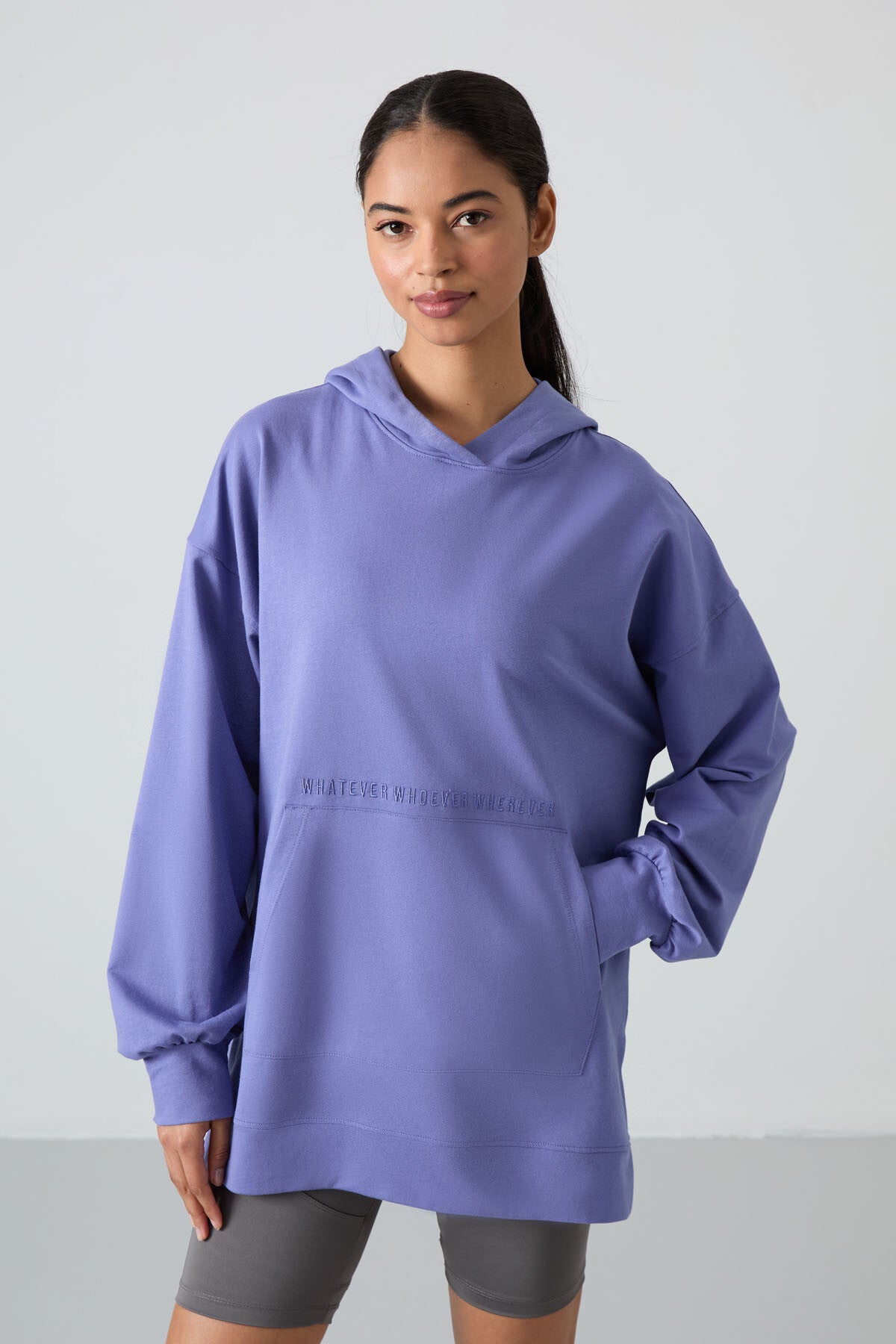 Eflatun Balon Kol Yazı Nakışlı Kadın Oversize Tunik Sweatshirt - 97163