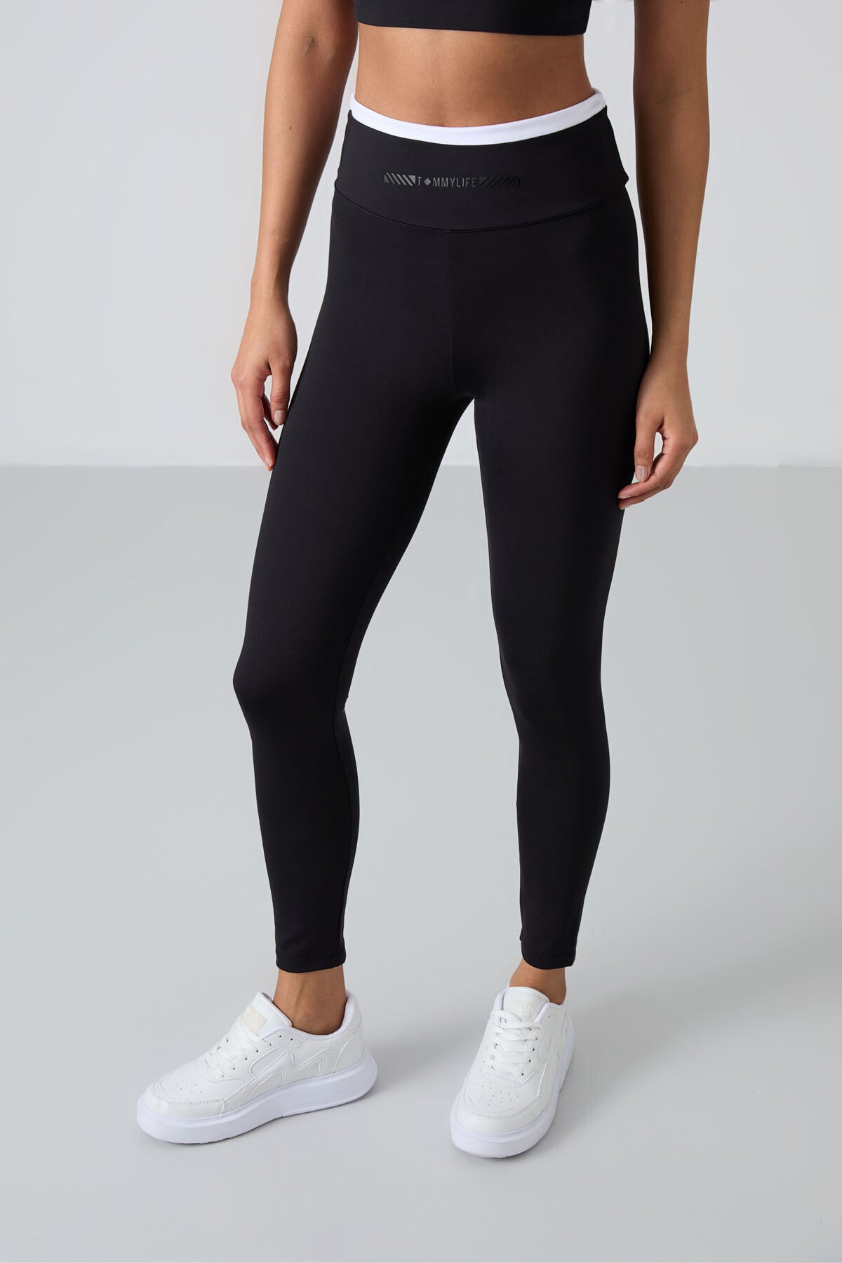 Siyah Esnek Standart Fit Performans Kadın Tayt Takım - 95333