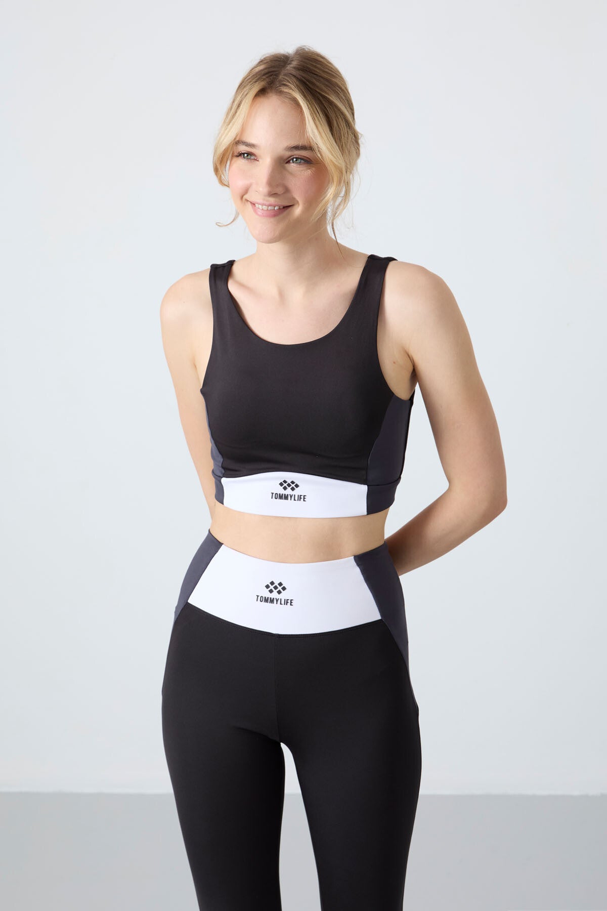 Siyah Esnek Standart Fit Performans Kadın Tayt Takım - 95334