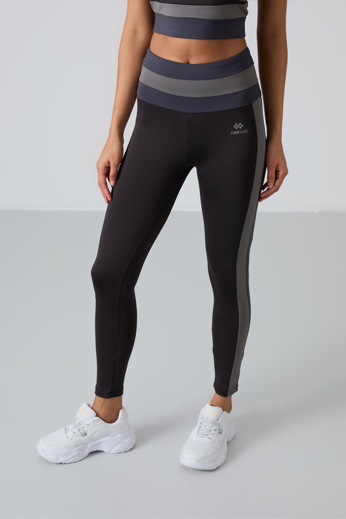 Siyah Esnek Standart Fit Performans Kadın Tayt Takım - 95335