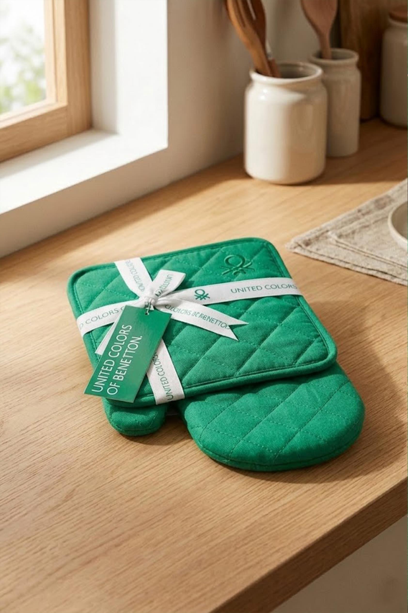 Be-28455-Gr %100 Pamuk Yeşil Düz 17*30 Cm-20*20 Cm (Eldiven Ve Tutaç) Mutfak Seti