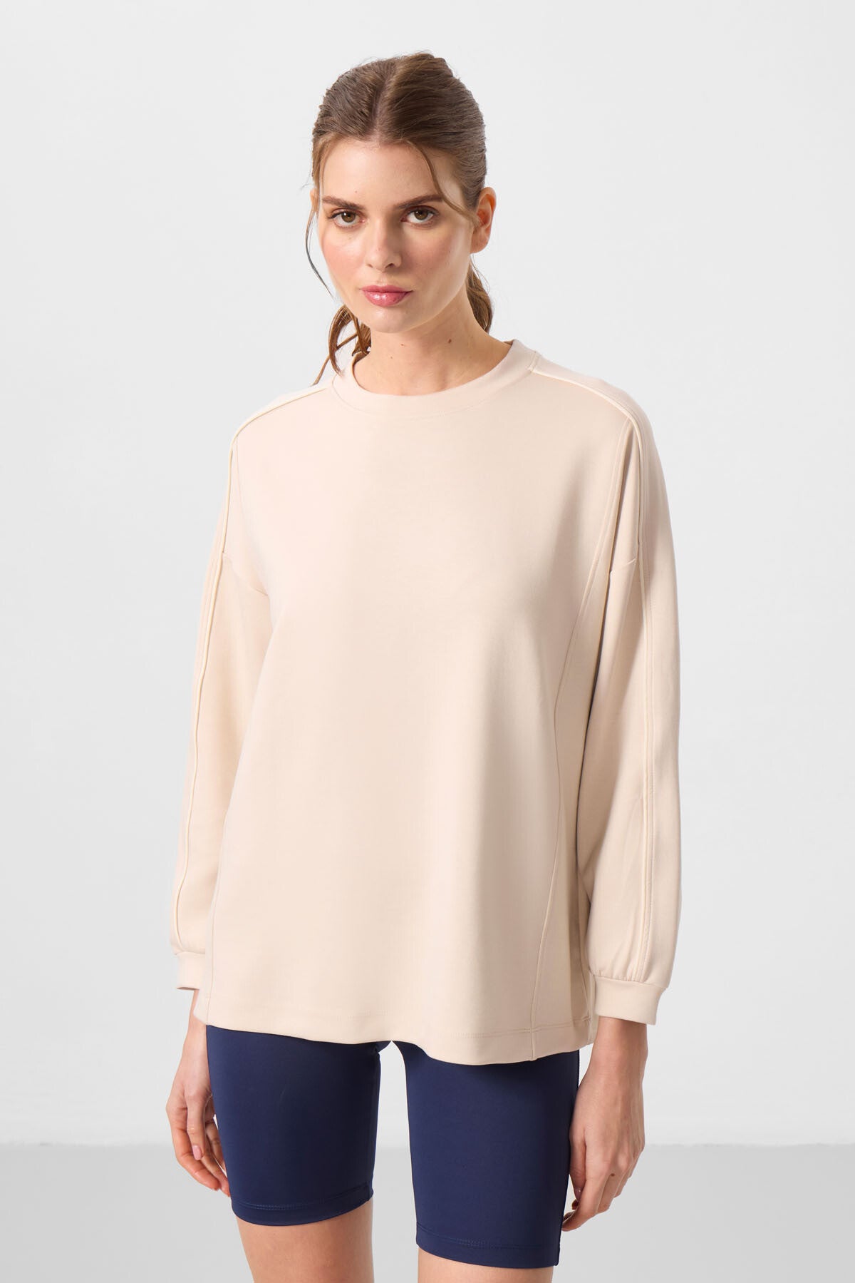 Bej Yumuşak Dokulu O Yaka Oversize Kadın Tunik Sweatshirt - 97303