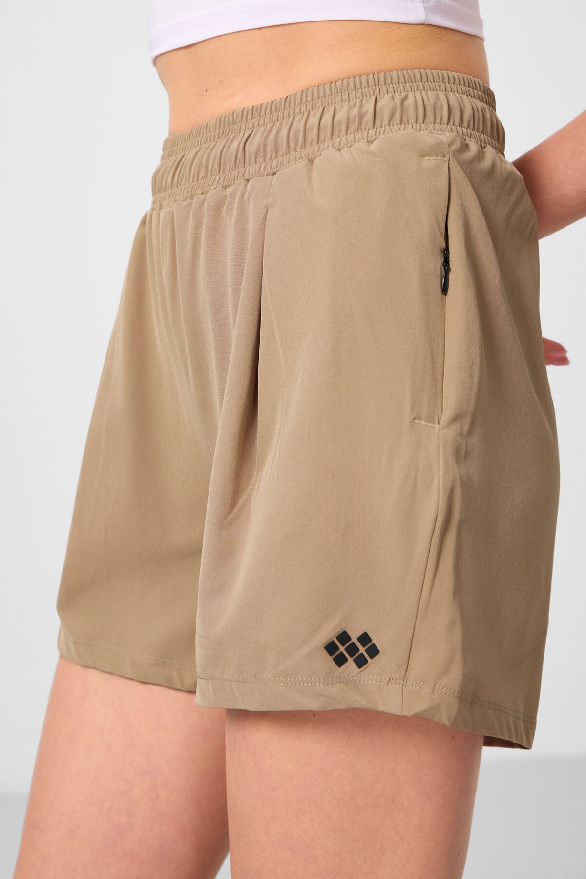 Bej Gizli Cep Fermuarlı Rahat Form Kadın Şort - 91014
