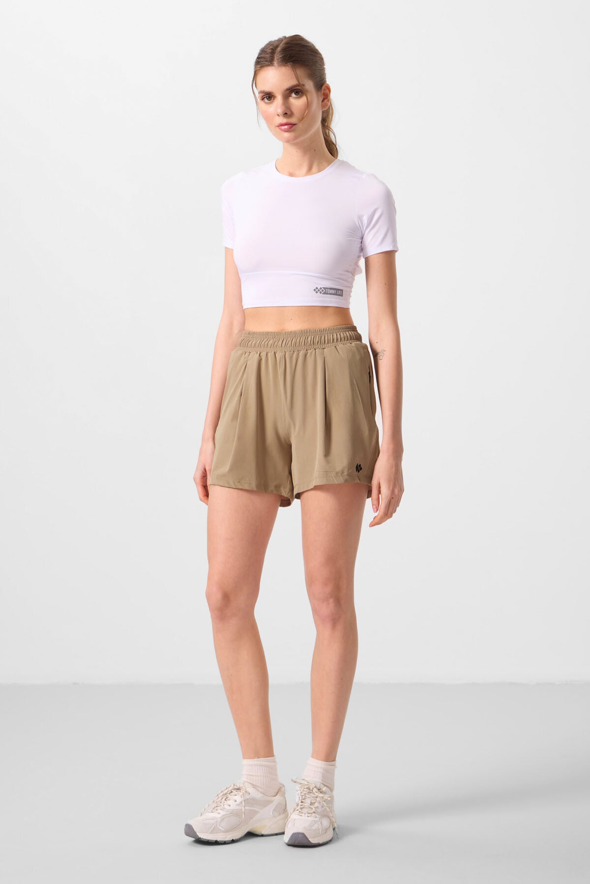 Bej Gizli Cep Fermuarlı Rahat Form Kadın Şort - 91014