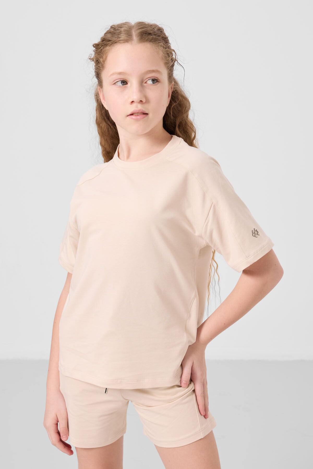 Bej Pamuklu Yumuşak Dokulu Standart Fit Basic Kız Çocuk Şort Takım - 75184