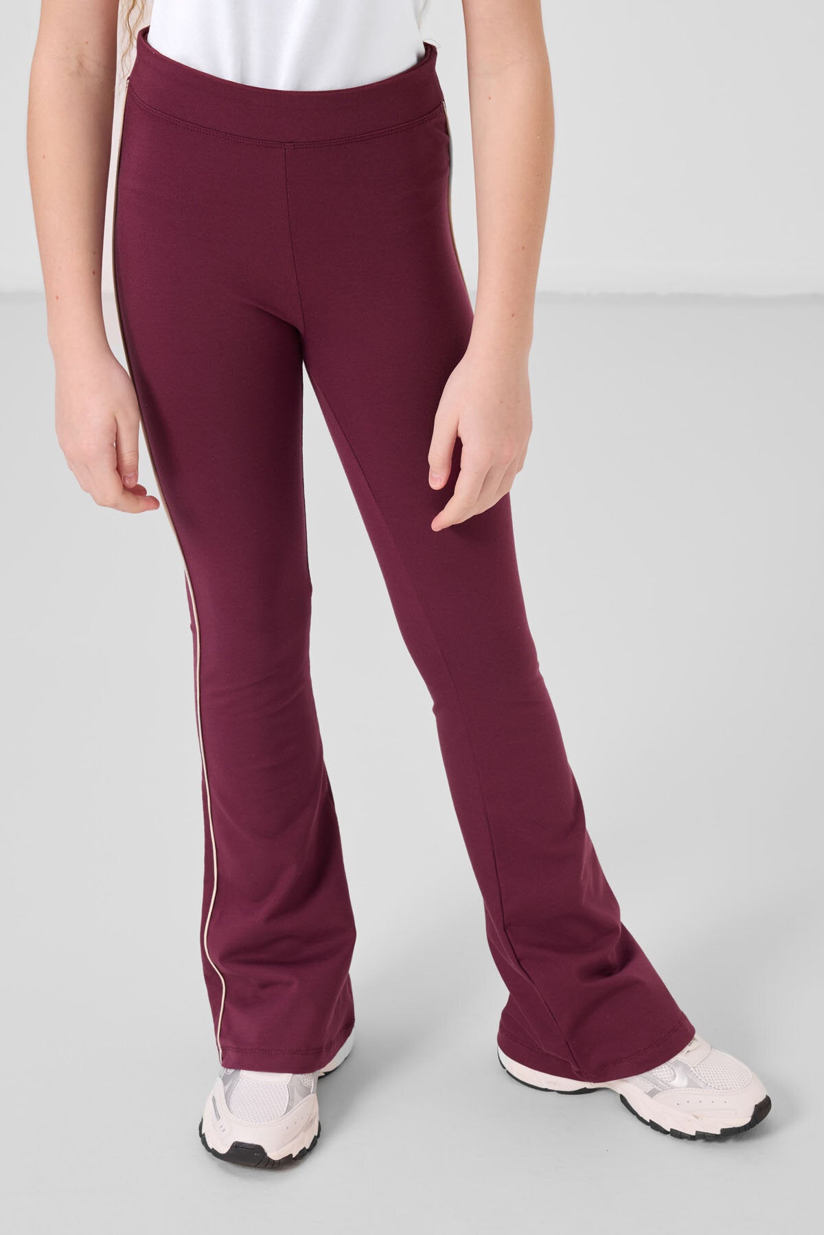 Bej-Bordo Pamuklu O Yaka Standart Fit Basic İspanyol Paça Kız Çocuk Tayt Takım - 75192