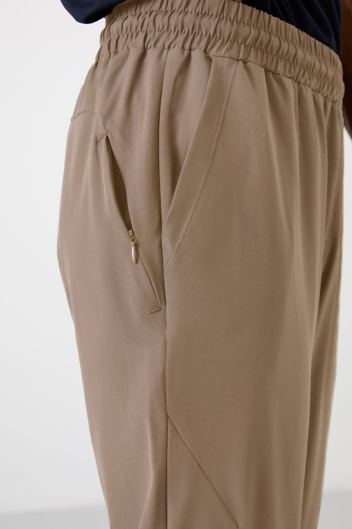 Bej İnce Yumuşak Comfort Fit Erkek Eşofman Alt - 82119