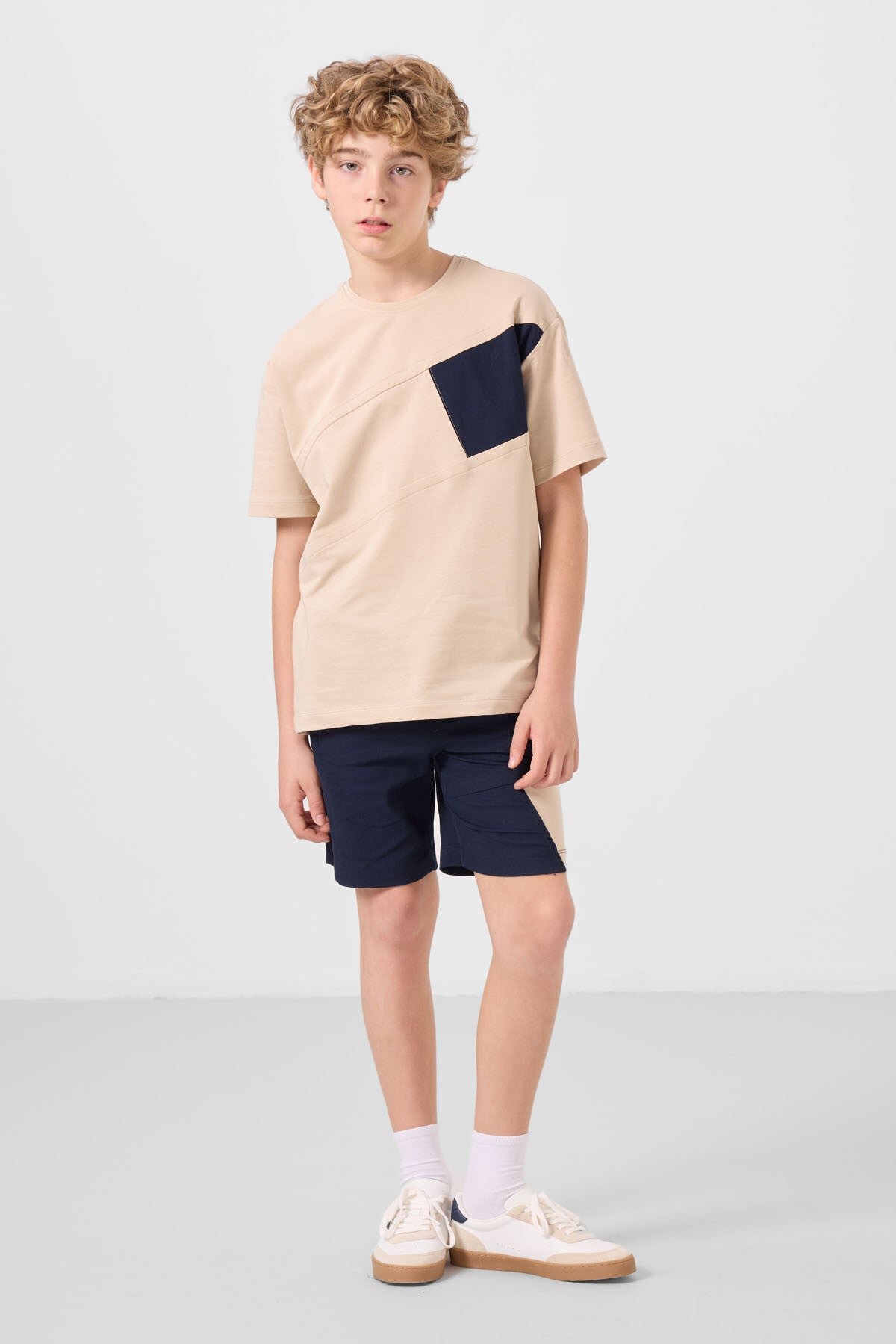 Bej-Lacivert Pamuklu Oversize Fit Dokuma Hafif Esnek Chino Erkek Çocuk Şort Takım - 11275