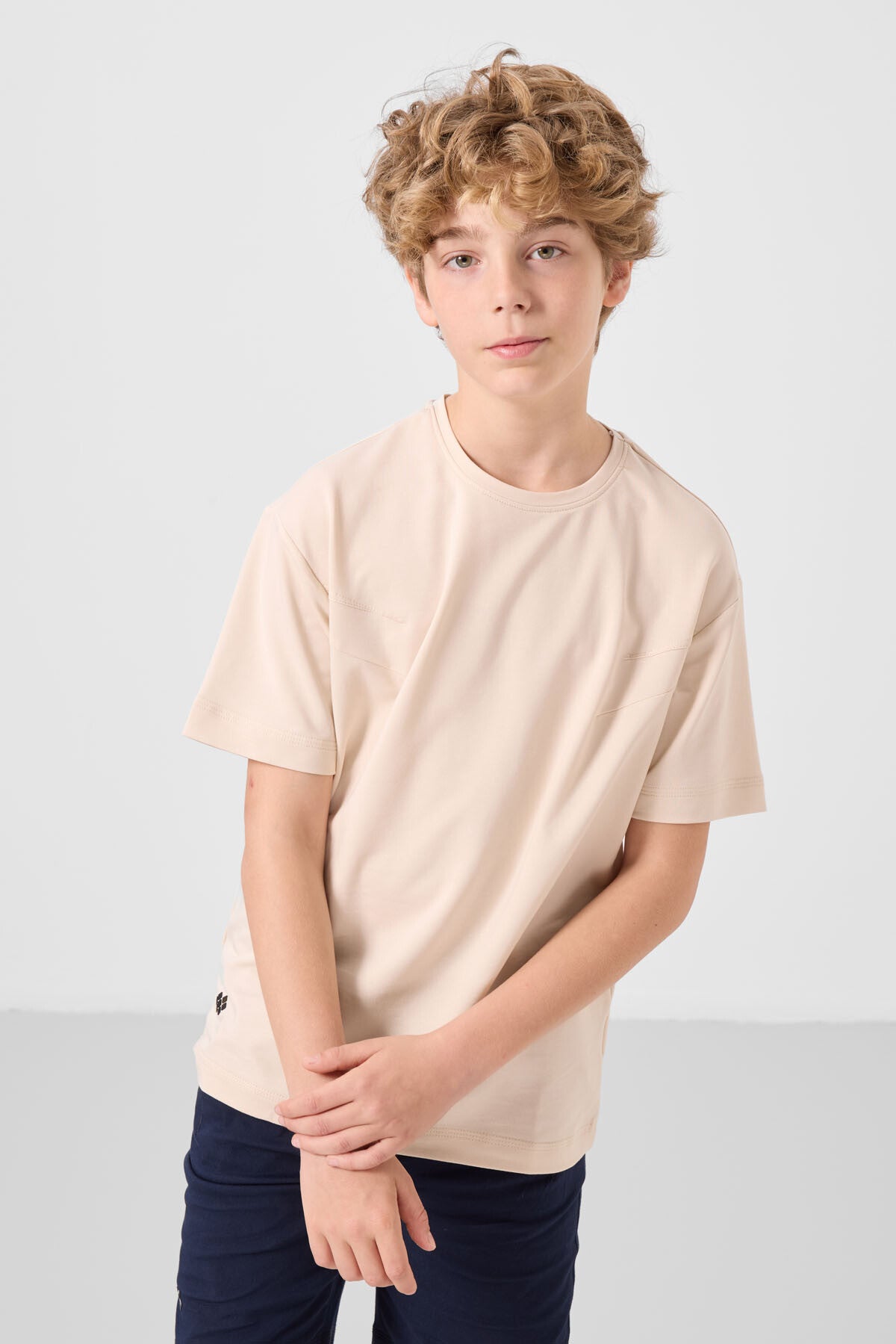 Bej-Lacivert Pamuklu Oversize Fit Dokuma Hafif Esnek Chino Erkek Çocuk Şort Takım - 11277