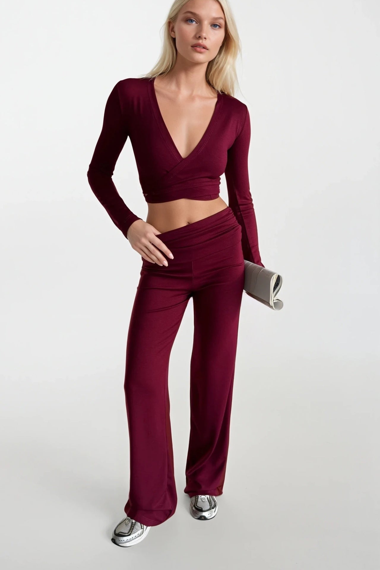 Bel Katlamalı Bordo Pantolon