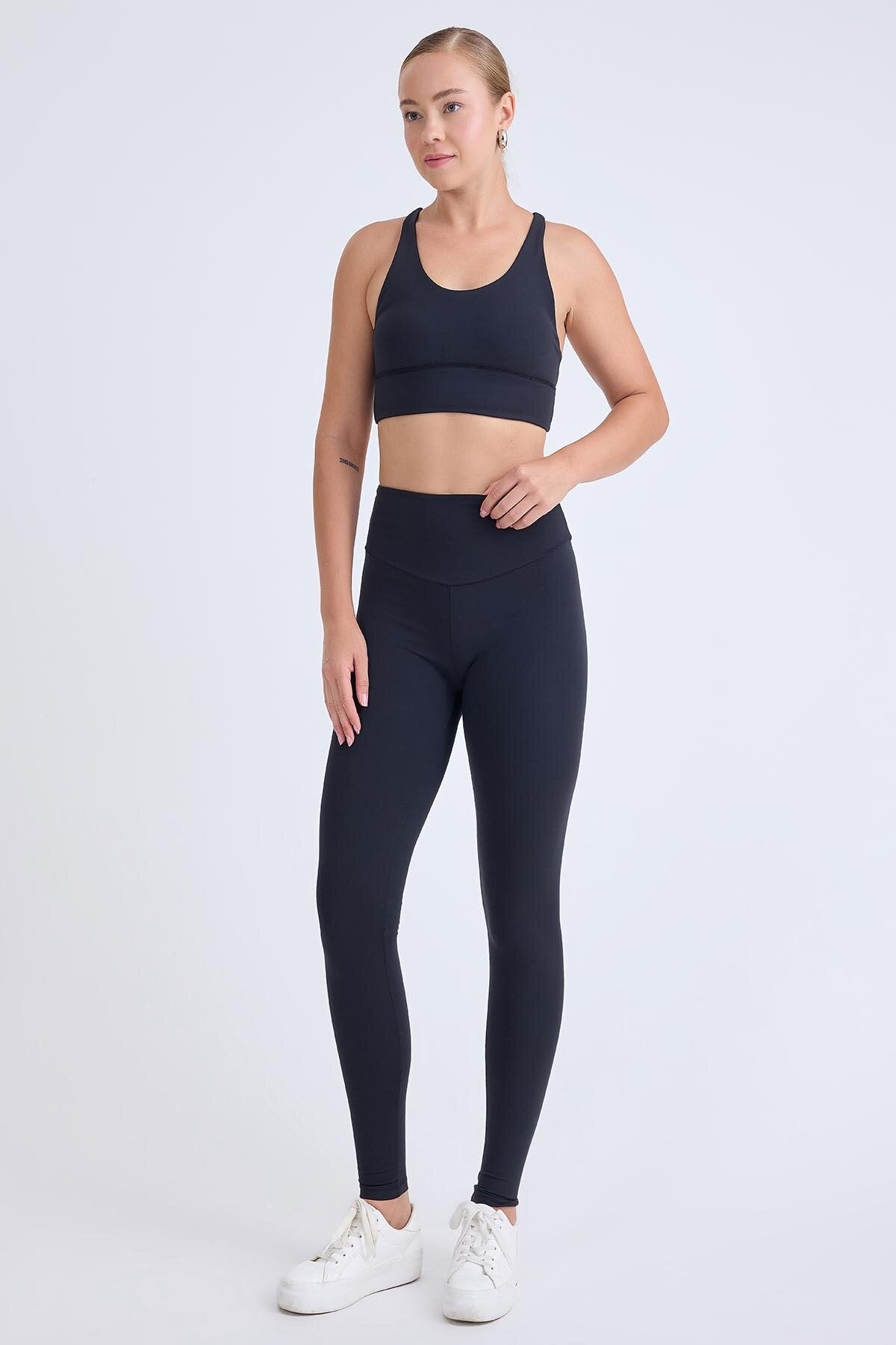 Beli Lastikli Spor Tayt