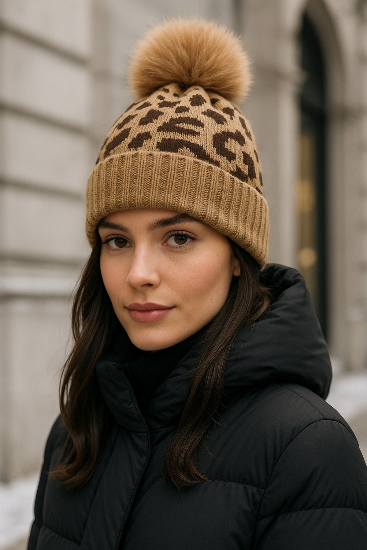 Kadın Leopar Desenli Ponponlu Yünlü Bere BERE1145