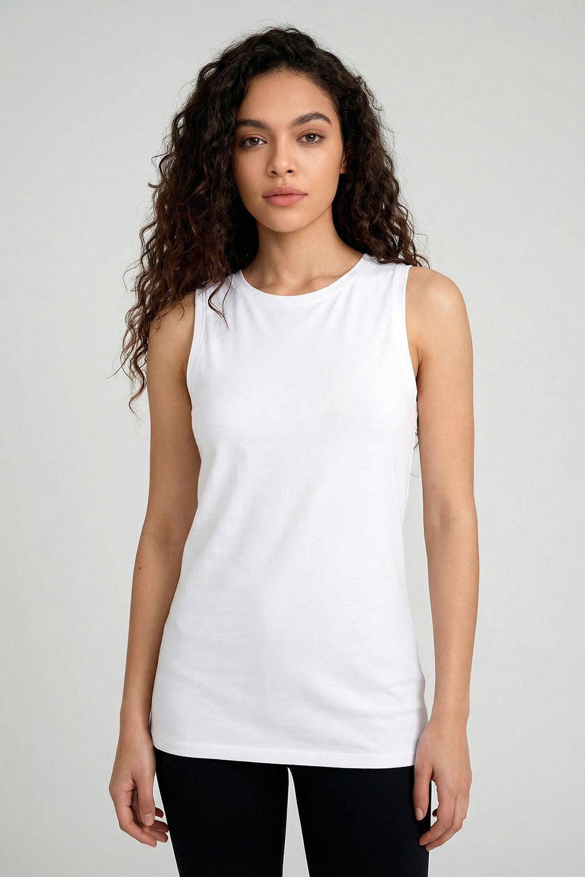 Beyaz Slim Fit Basic O Yaka Sıfır Kol Kadın Atlet - 97313