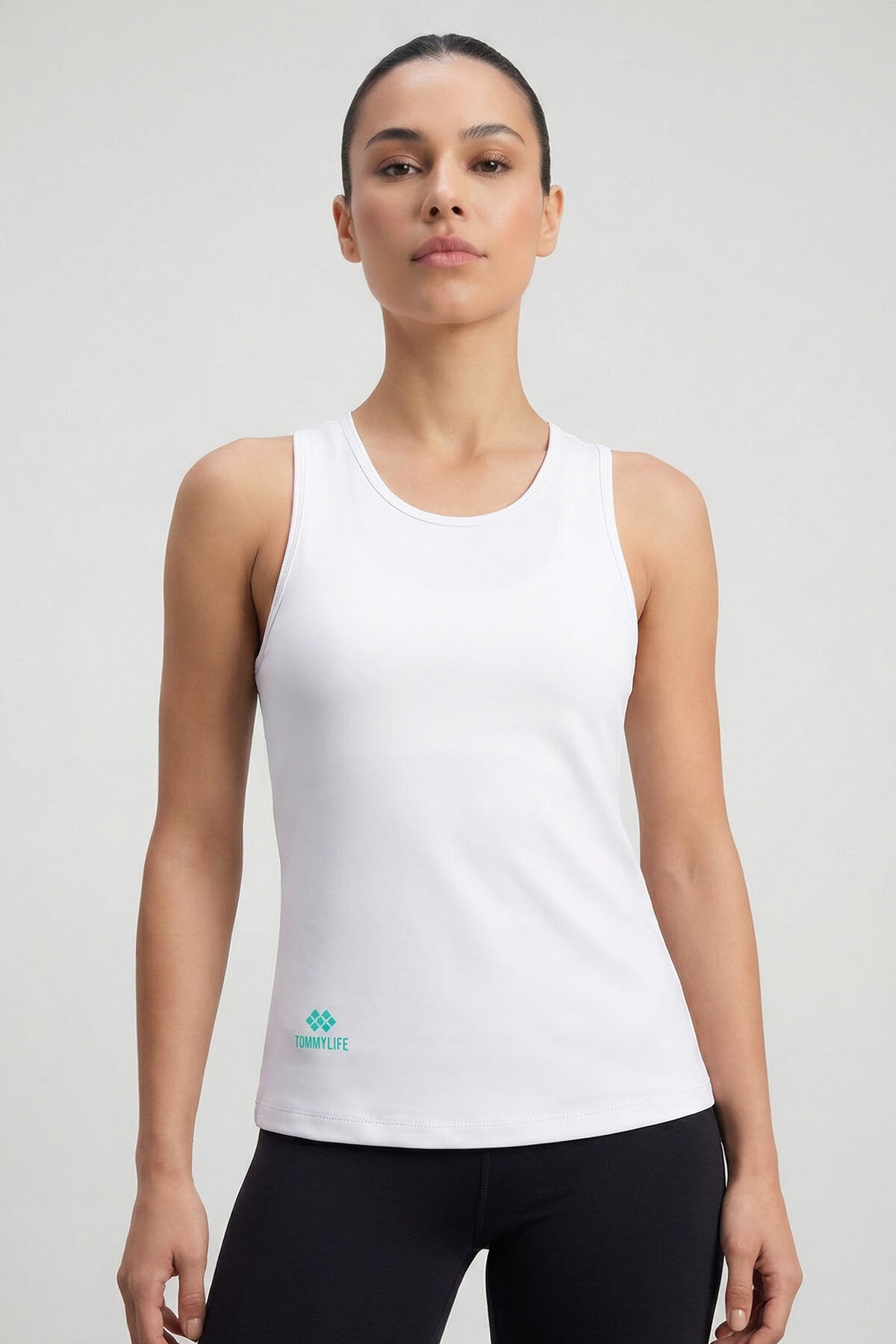 Beyaz Standart Fit Çapraz Sırt Detaylı Kadın Spor Atlet - 97296