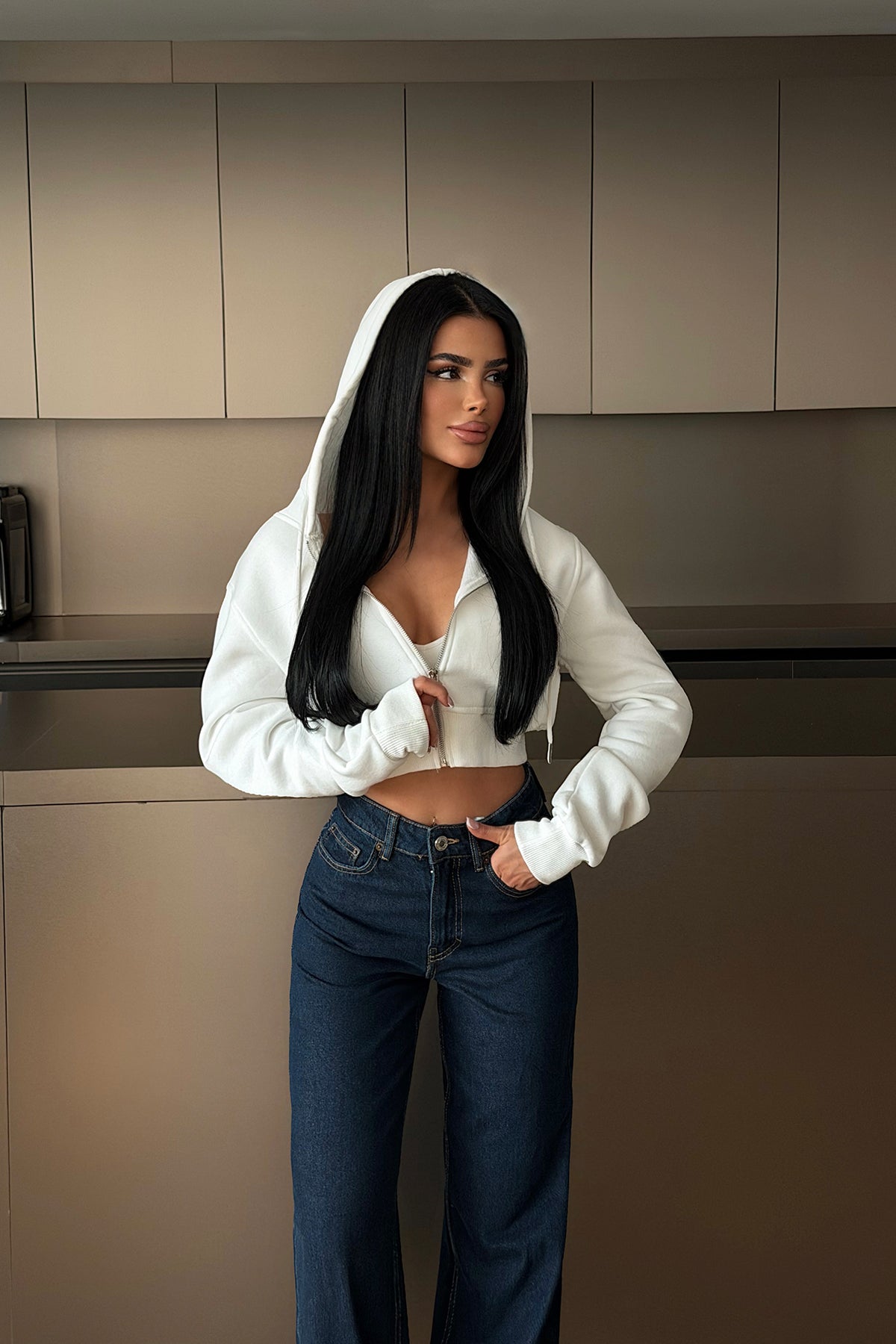 Beyaz Caiden Crop Hırka ATE-4856