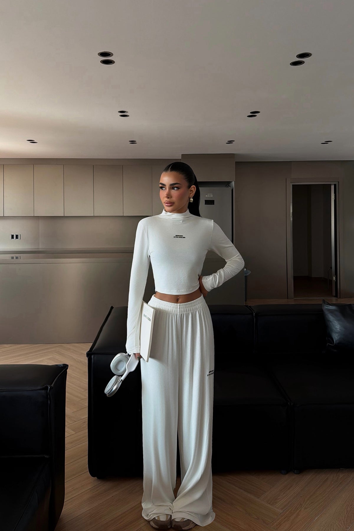 Beyaz Revees Alt Üst Takım ATE-3667