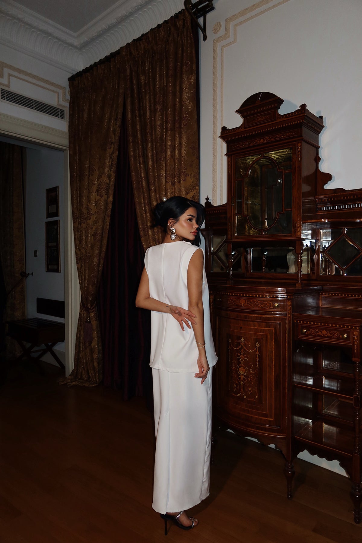 Beyaz Salvatore Takım ATE-2147