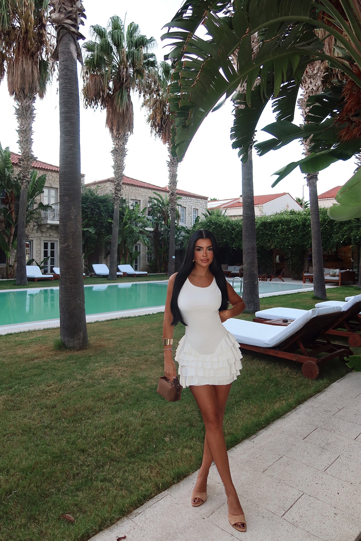 Beyaz Naia Fırfırlı Elbise ATE-1357