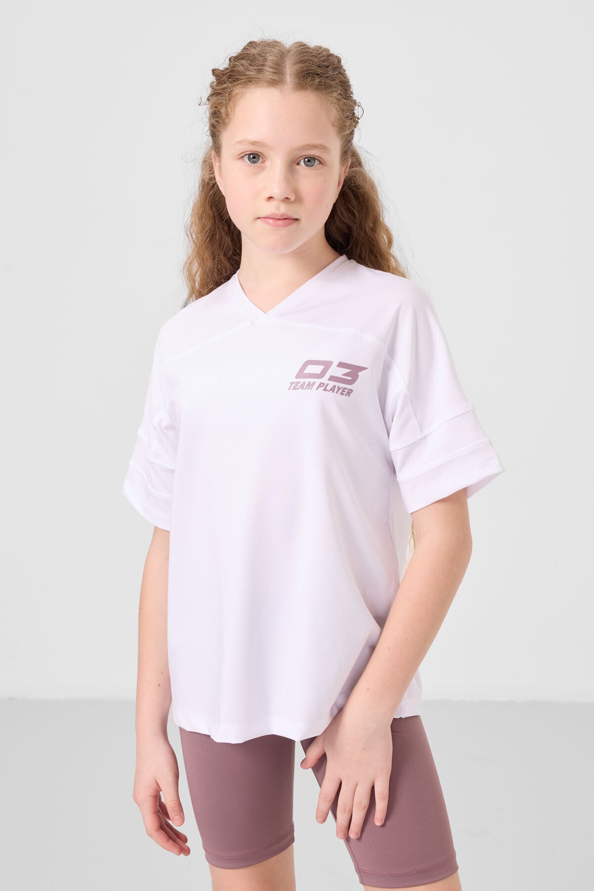 Beyaz-Gül Kurusu V Yaka Kemer Detaylı Standart Fit Performans Kız Çocuk Tayt Takım - 75187