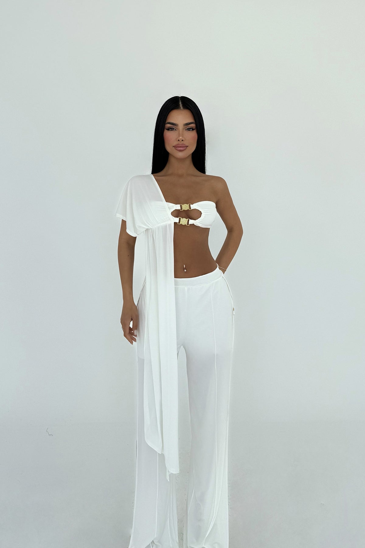 Beyaz Balinega Takım ATE-2154