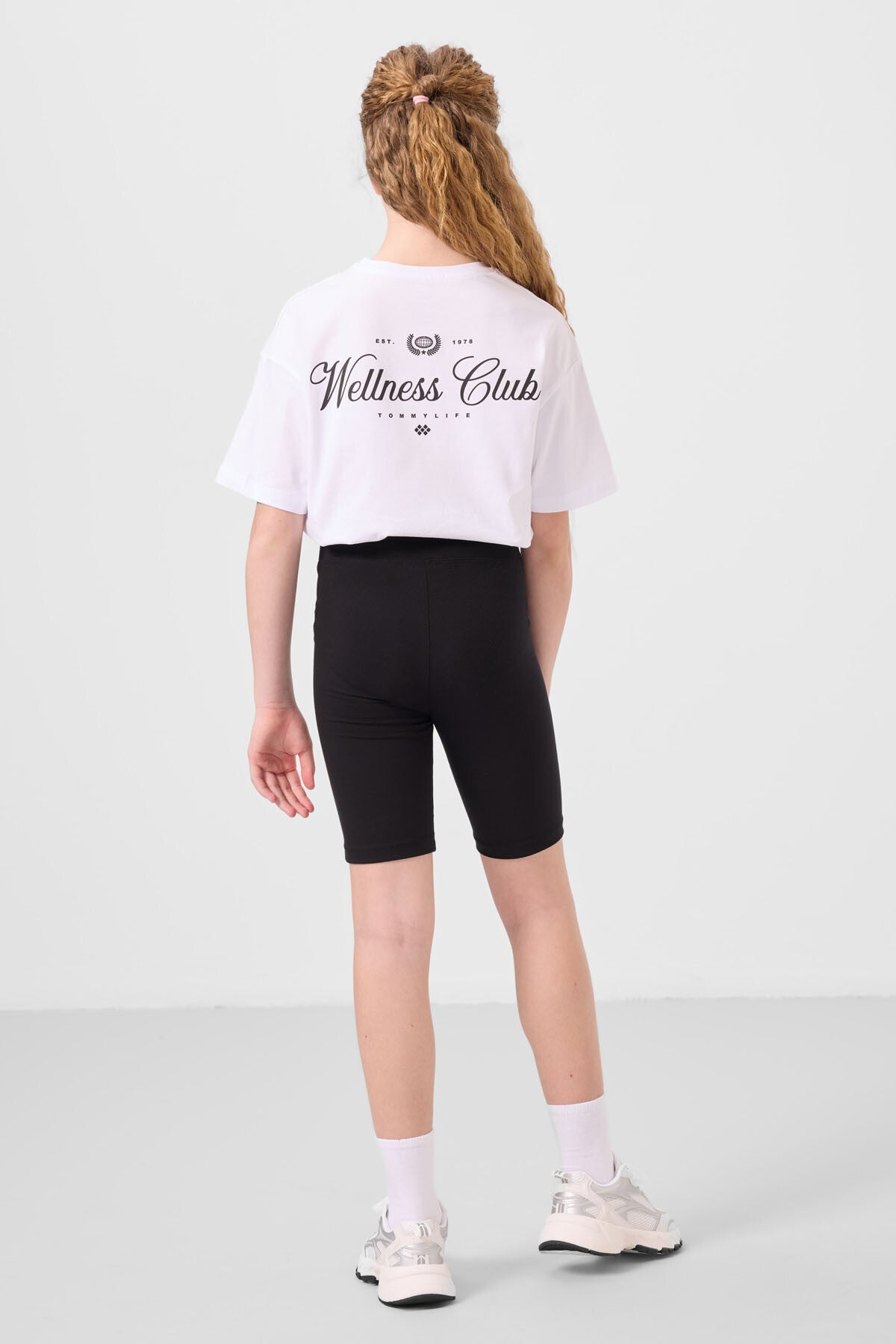 Beyaz-Siyah Pamuklu O Yaka Standart Fit Baskılı Kız Çocuk Tayt Takım - 75190