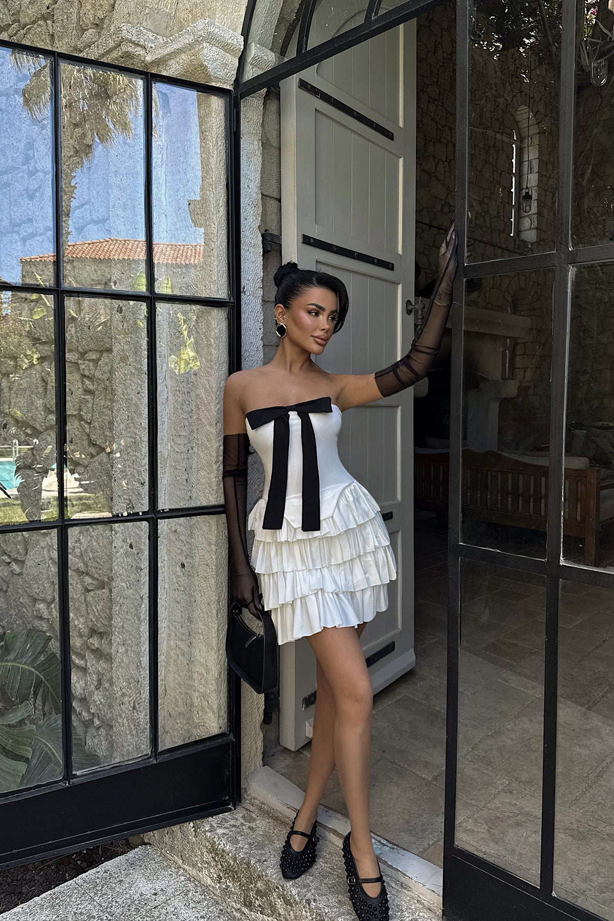 Beyaz Ramblas Eldiven Detaylı Mini Fırfır Elbise ATE-2774