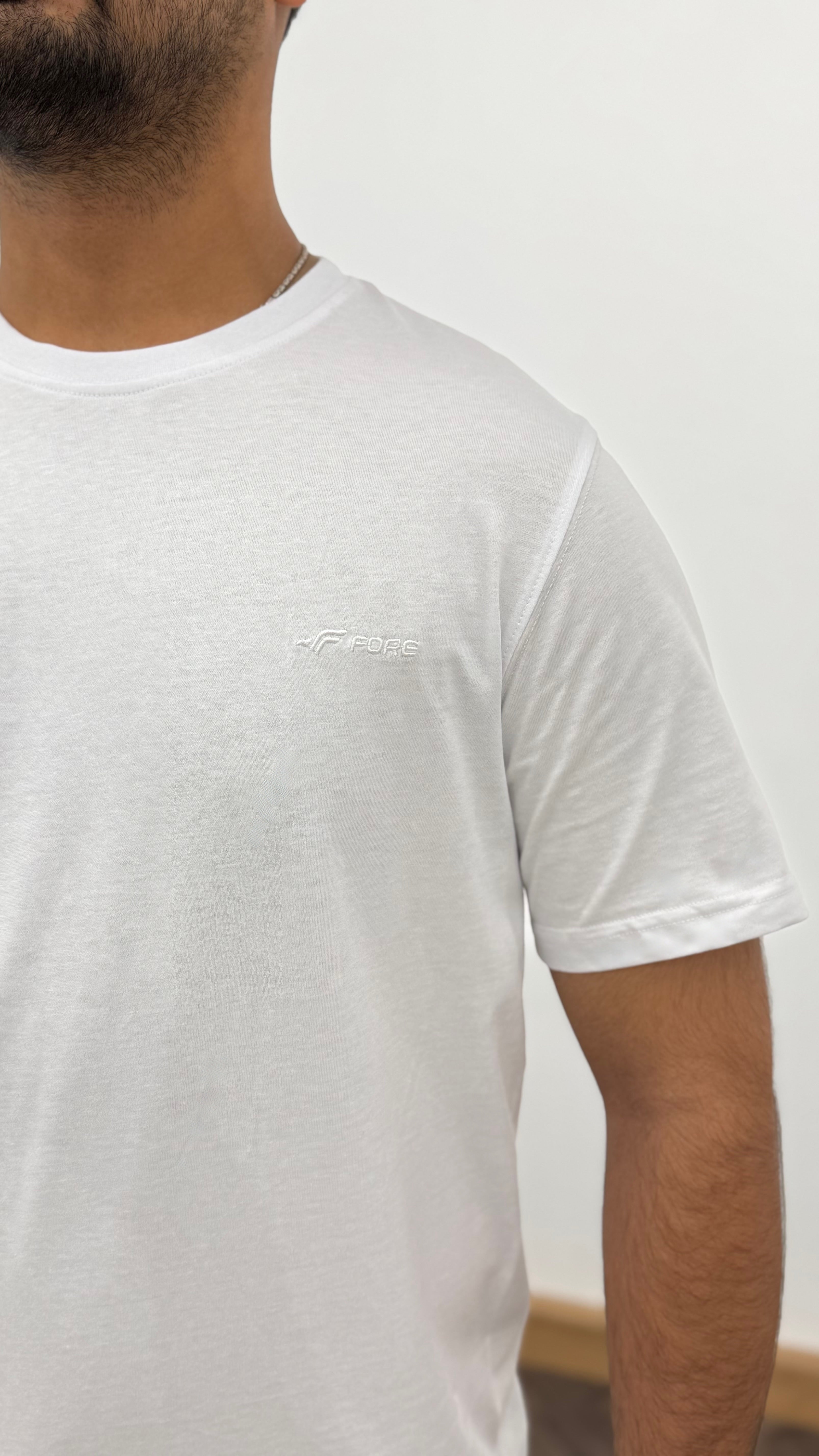 BİSİKLET YAKA NAKIŞ BASKILI TSHİRT