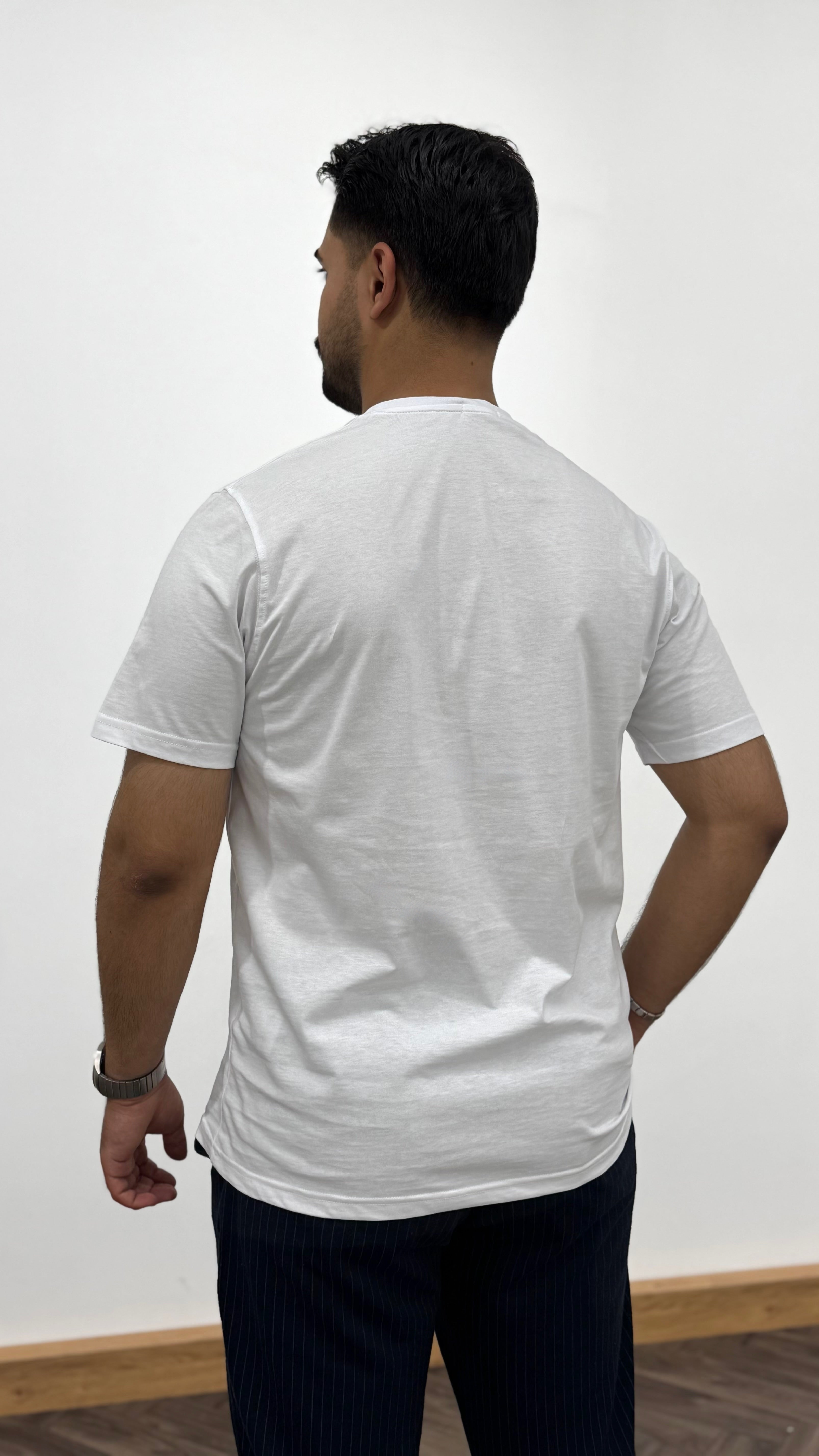 BİSİKLET YAKA NAKIŞ BASKILI TSHİRT