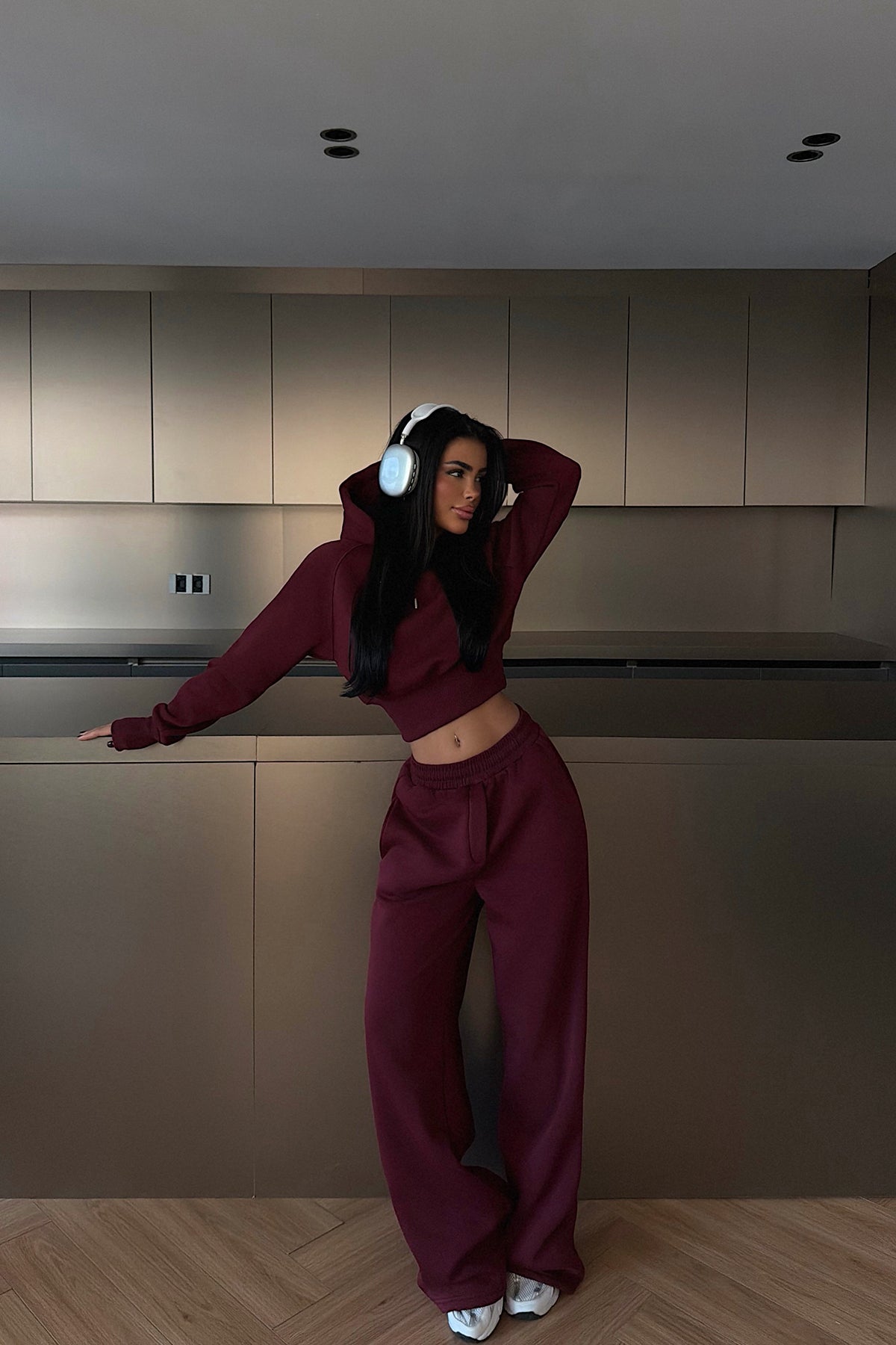 Burgundy Scarf-Hooded Tracksuit Set ATE-3948