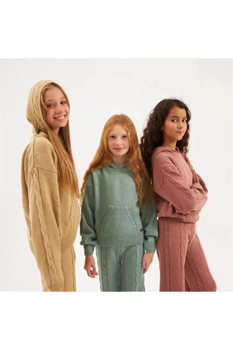 Burgu Örgü Detaylı Kapüşonlu Triko Sweatshirt Triko Pantolon 2'li Takım Krem 14 Yaş