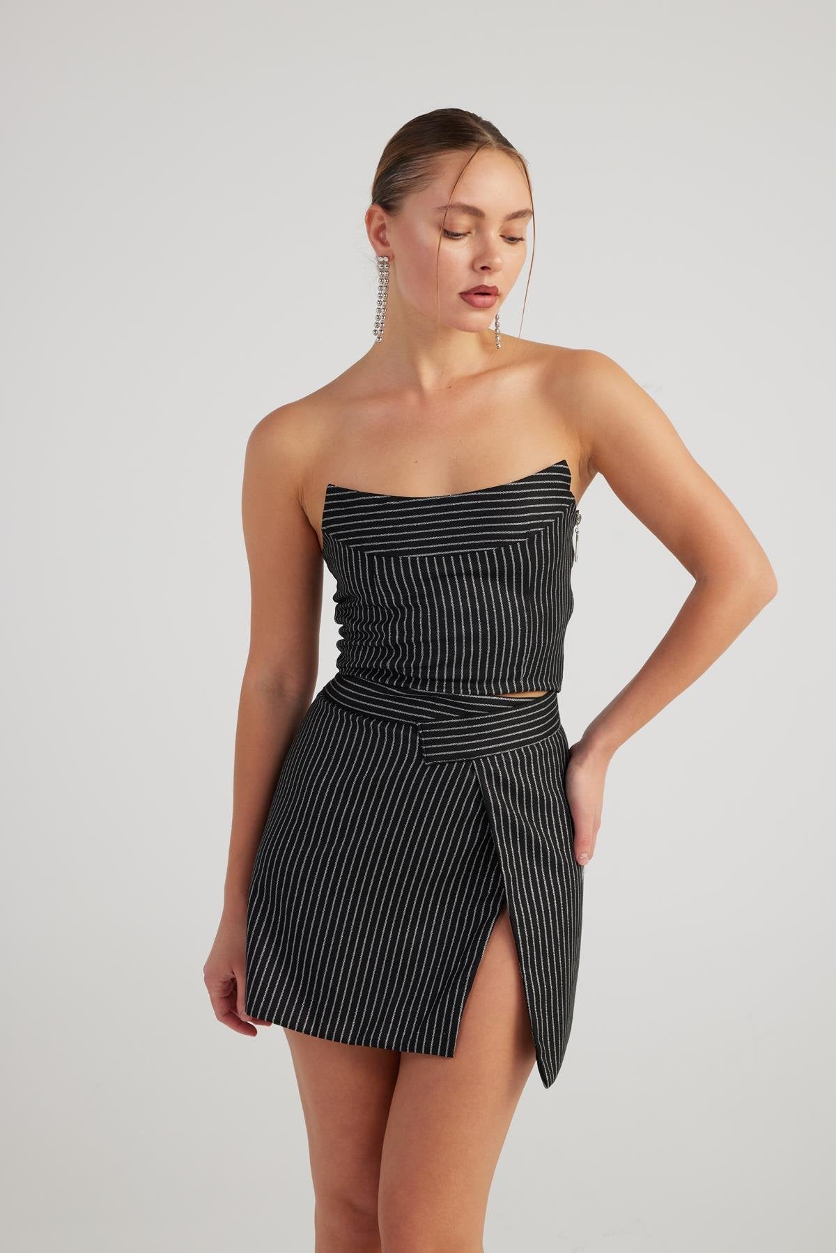 Simli Çizgili Crop Eden Büstiyer Siyah