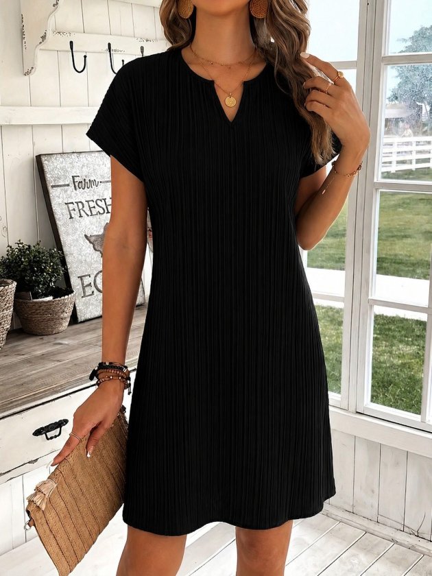 Women's Short Sleeve V-Neck Short Jacquard Crinkle Dress