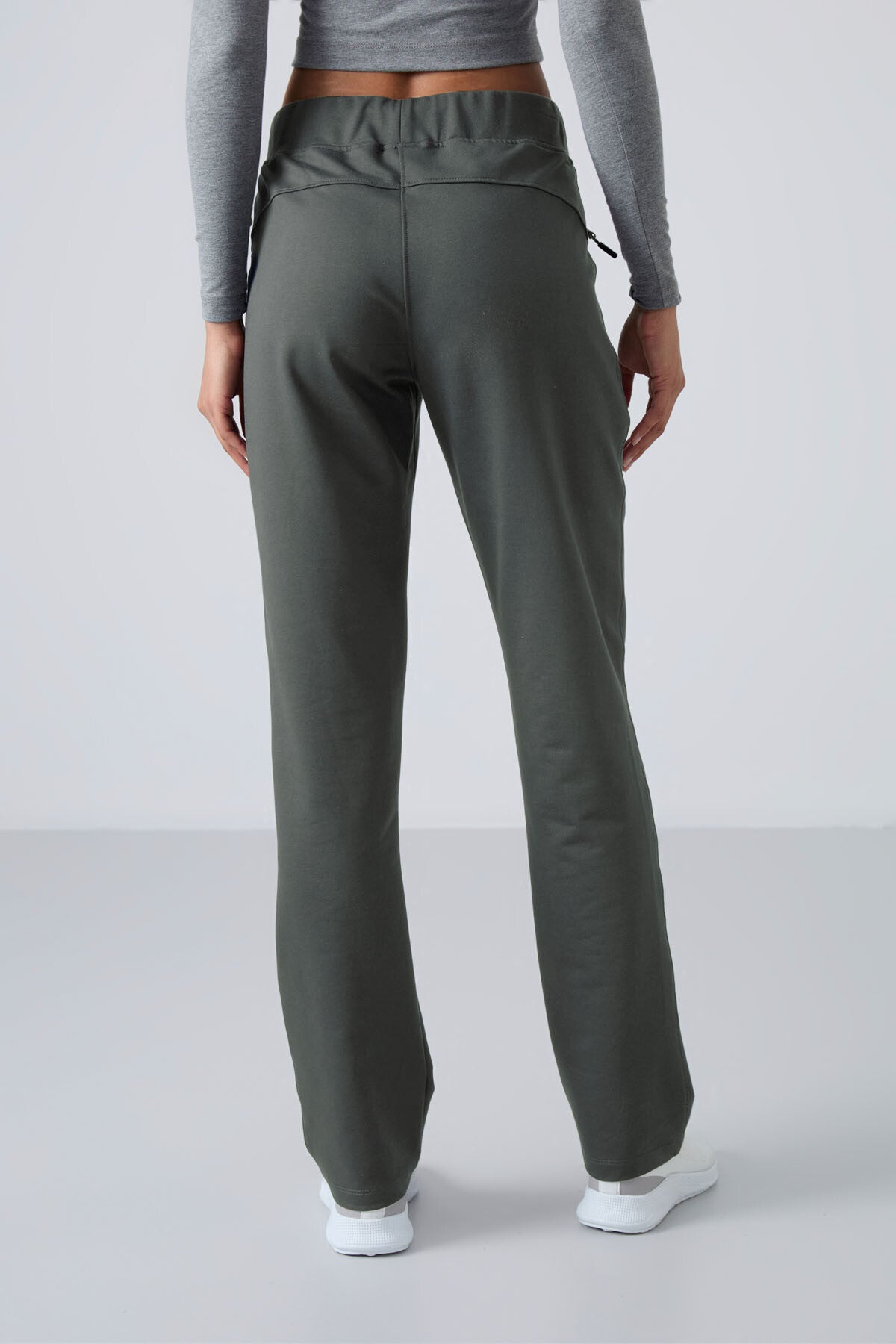 Çağla Fermuar Cepli Rahat Form Klasik Paça Kadın Eşofman Alt - 94195