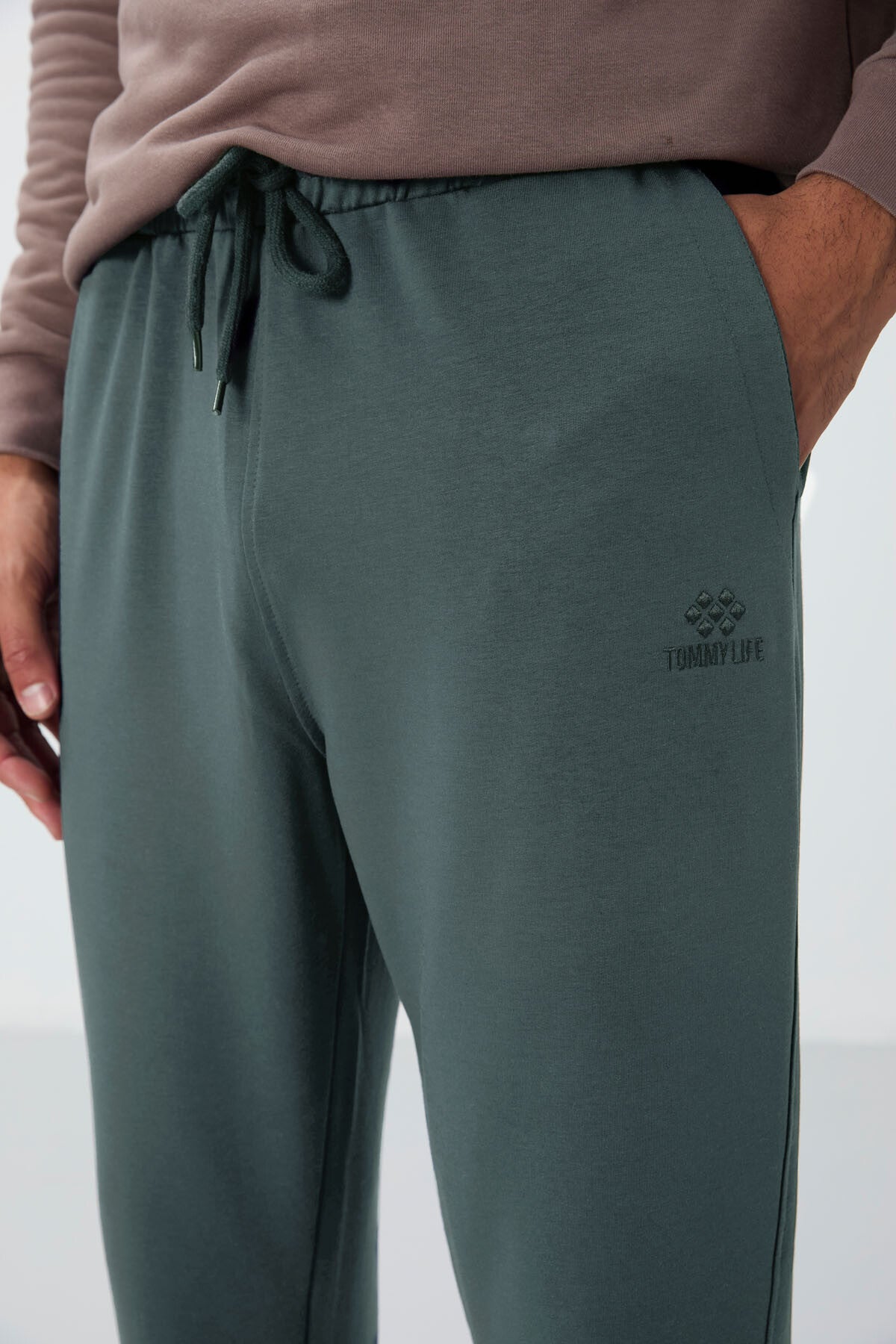 Çağla Bağcıklı Cepli Standart Kalıp Klasik Paça Erkek Eşofman Alt - 84682