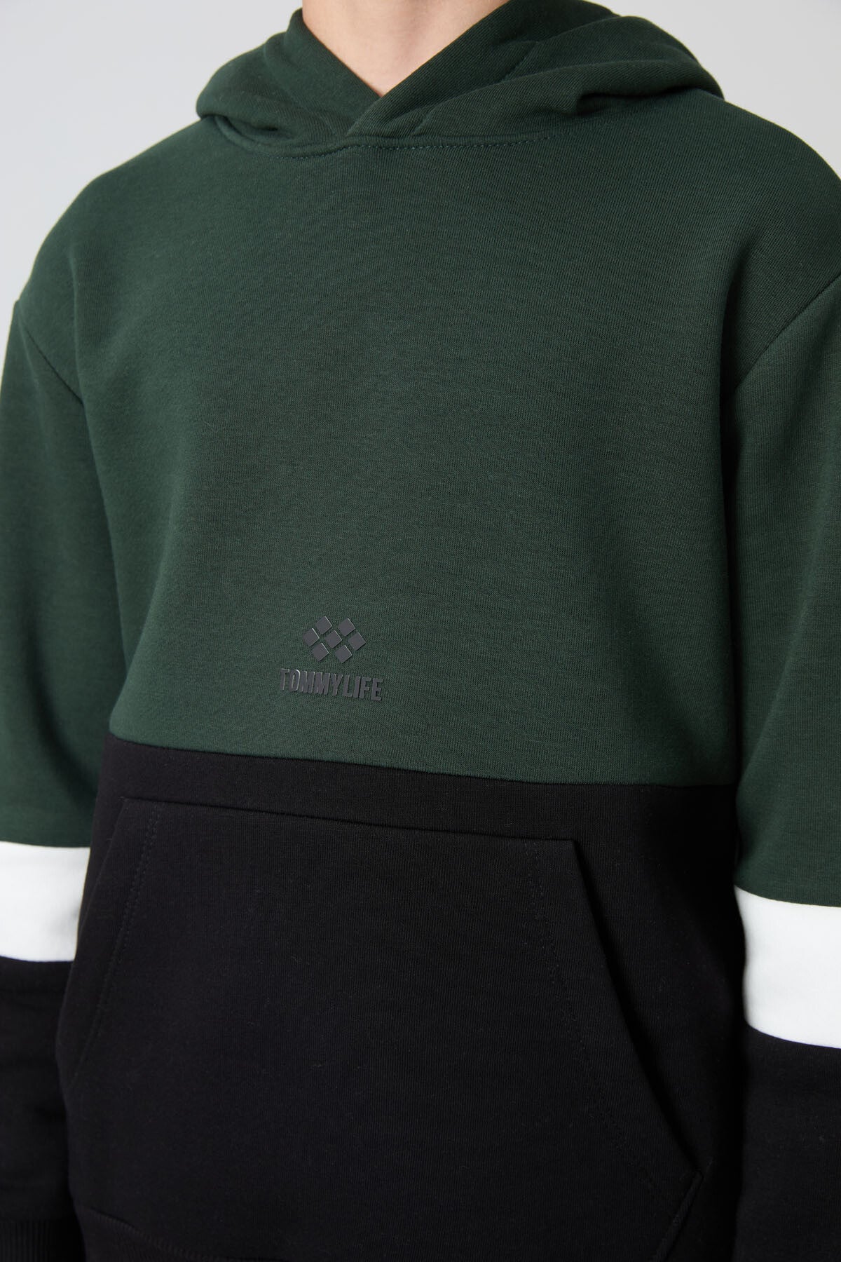 Çam Yeşil Pamuklu Kalın İçi Tüylü Standart Fit Nakışlı Erkek Çocuk Eşofman Takım - 11255