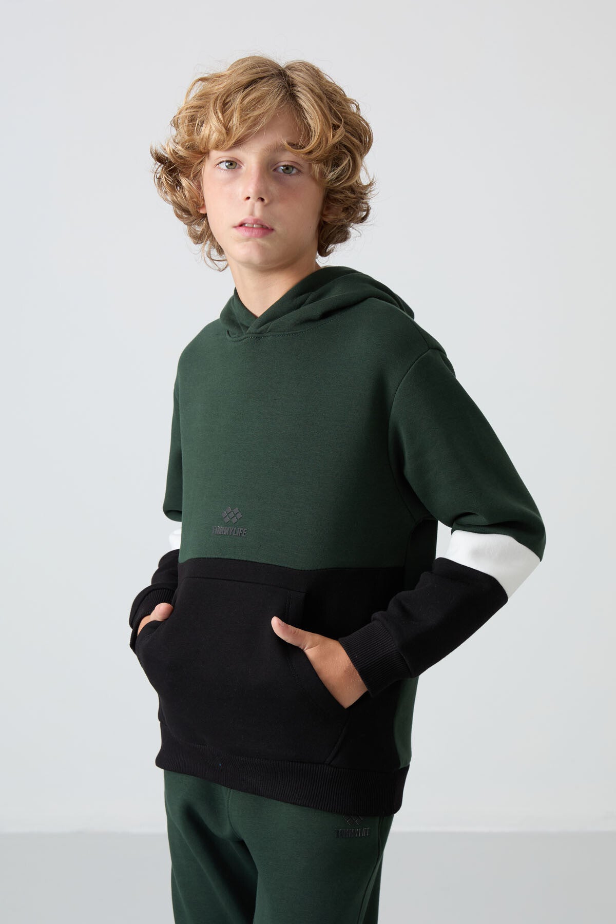 Çam Yeşil Pamuklu Kalın İçi Tüylü Standart Fit Nakışlı Erkek Çocuk Eşofman Takım - 11255