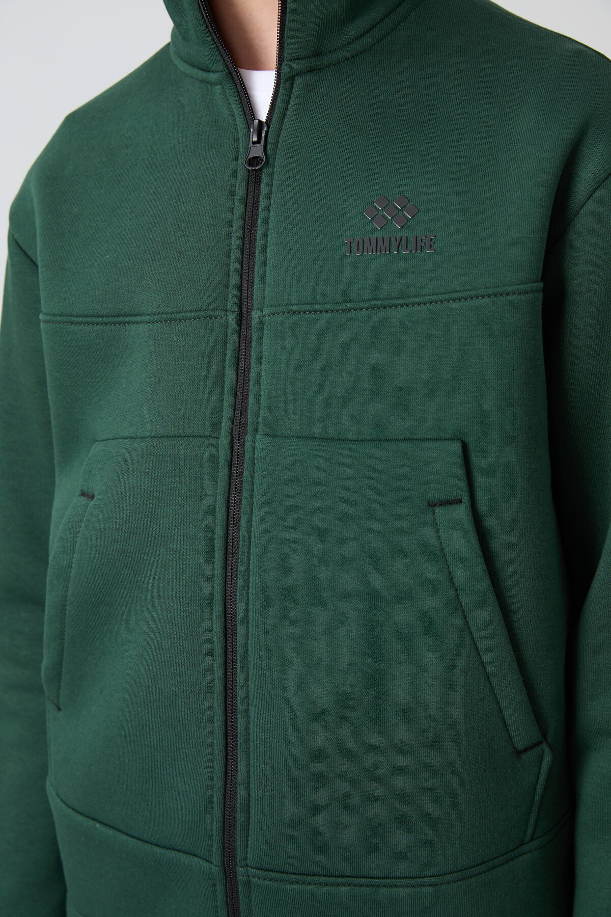 Çam Yeşil Pamuklu Kalın İçi Tüylü Yumuşak Dokulu Standart Fit Nakışlı Erkek Çocuk Sweatshirt - 11245